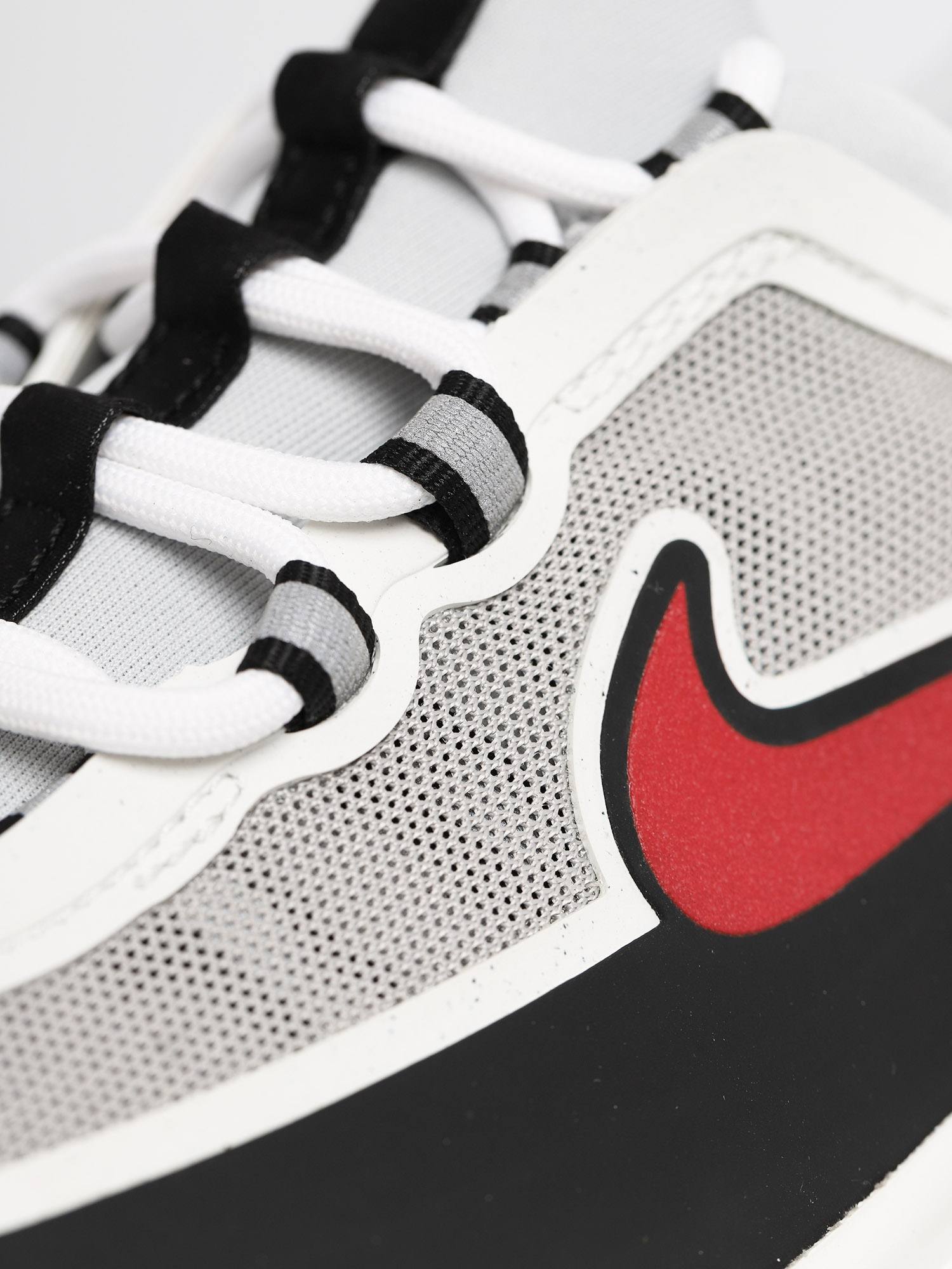 Buty Nike SB Nyjah Free 2 0 (black/sport red metallic silver black)