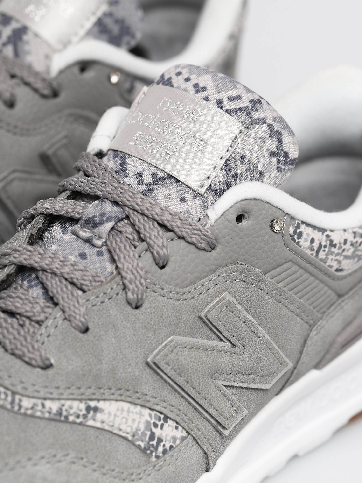 Buty New Balance 997 Wmn (grey)
