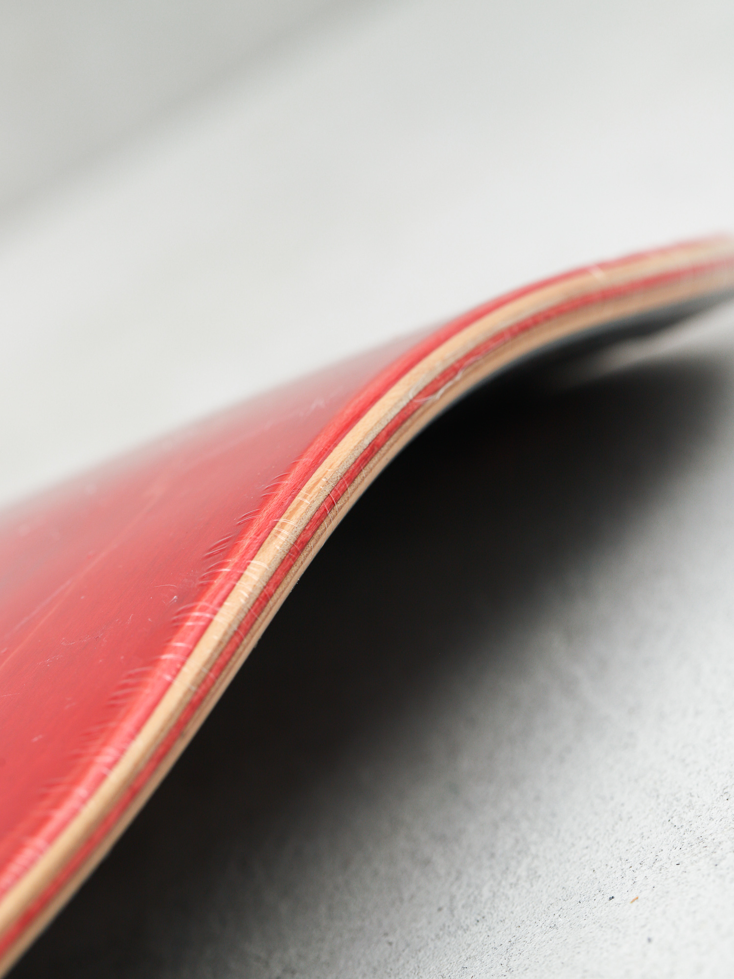 Deck Santa Cruz Mummy Hand (black/red)