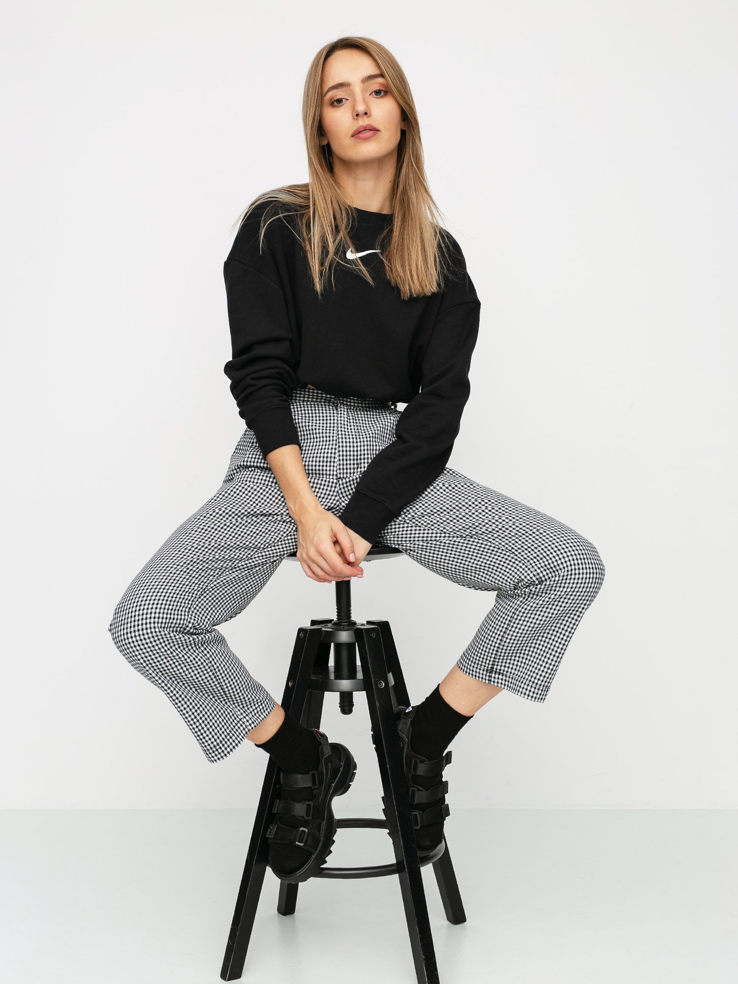 Bluza Nike Swsh Crew FT Wmn (black/white)