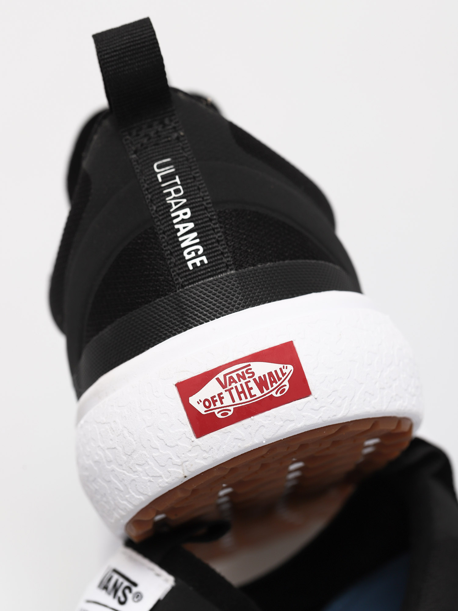Buty Vans Ultrarange Exo (black)