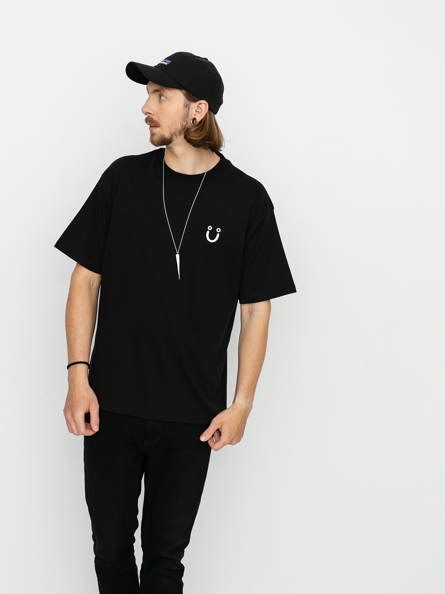 T-shirt Polar Skate Happy (black)