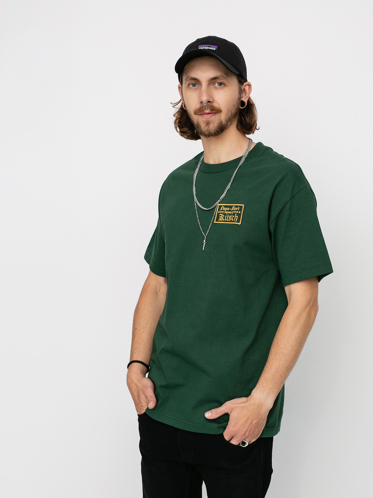 T-shirt Pass Port Treasury Patch (forest green)