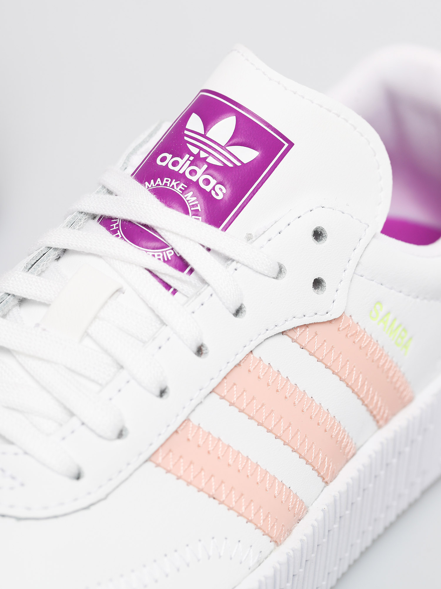 Buty adidas Originals Sambarose Wmn (ftwwht/hazcor/shopur)