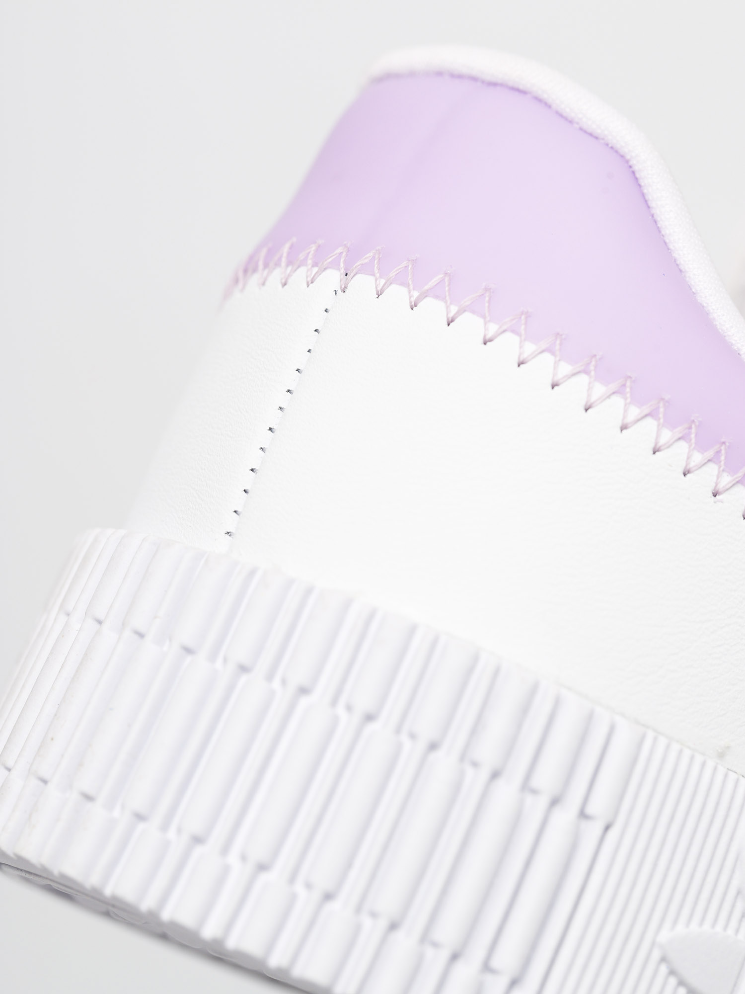 Buty adidas Originals Sambarose Wmn (ftwwht/hazcor/shopur)