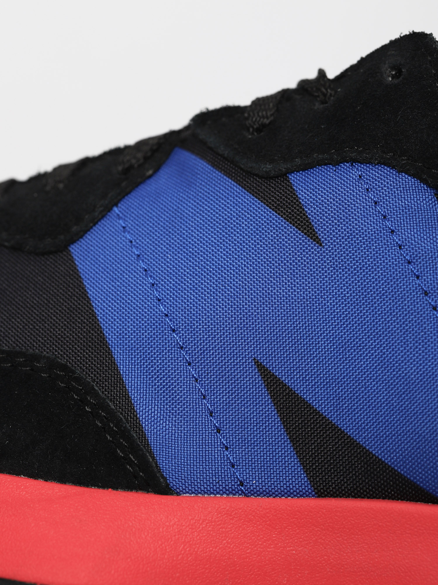 Buty New Balance 327 (black)