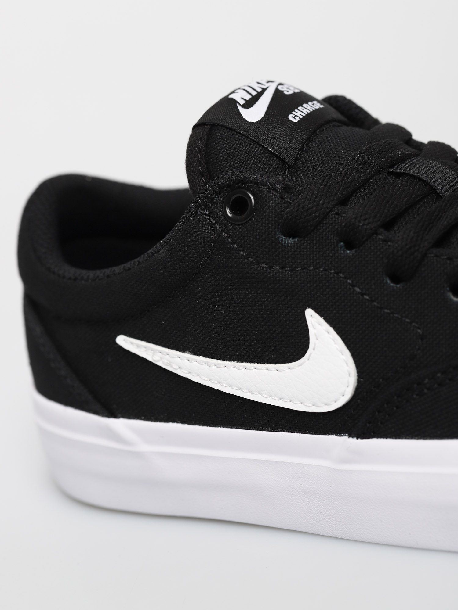 Buty Nike SB Charge Canvas (black/white black)