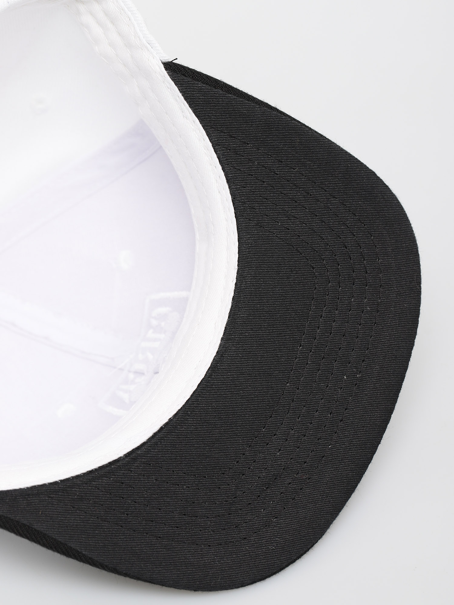 Czapka z daszkiem Circa Combat Snapback ZD (white/black)