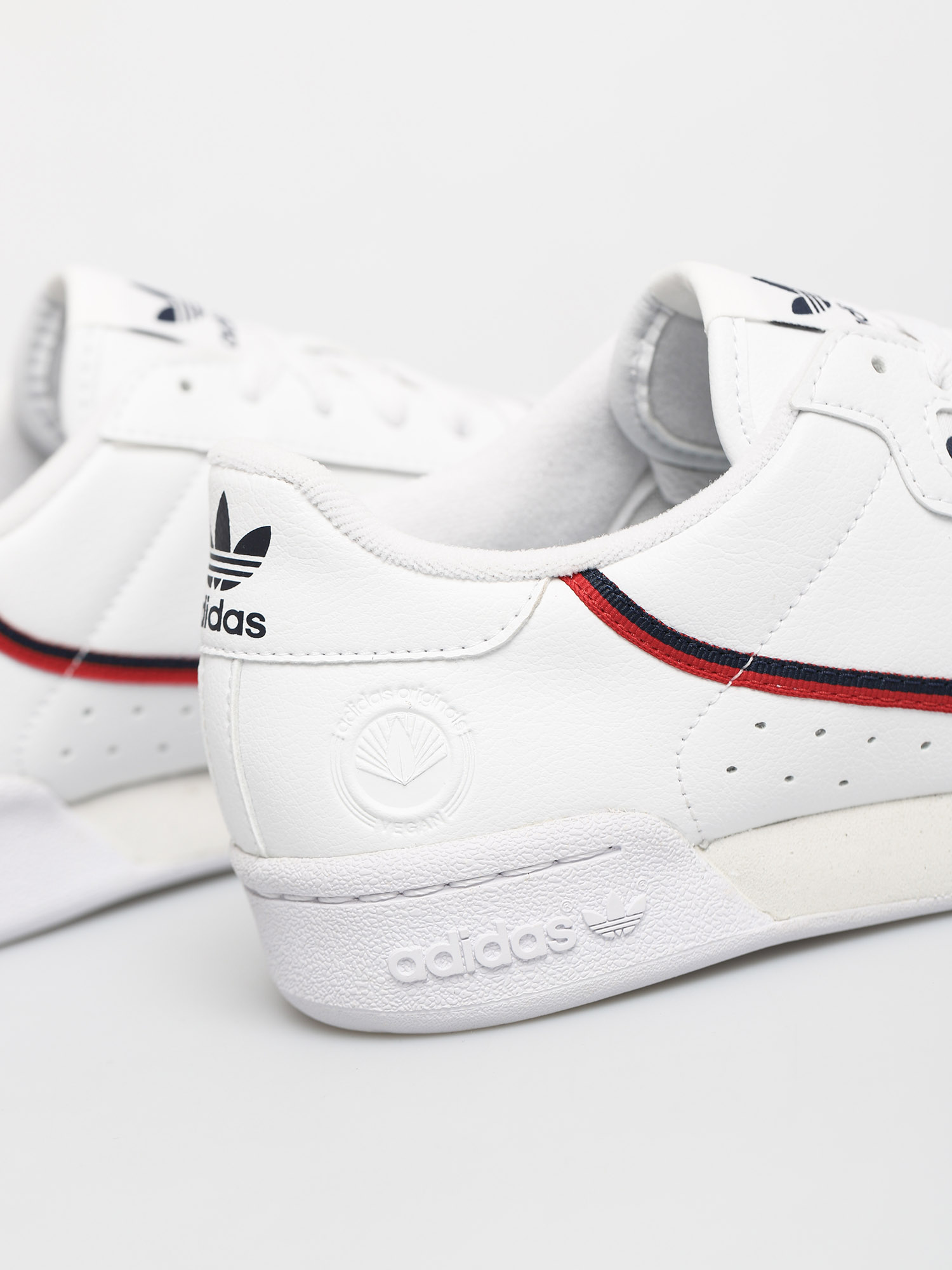 Buty adidas Originals Continental 80 Vegan (ftwwht/conavy/scarle)