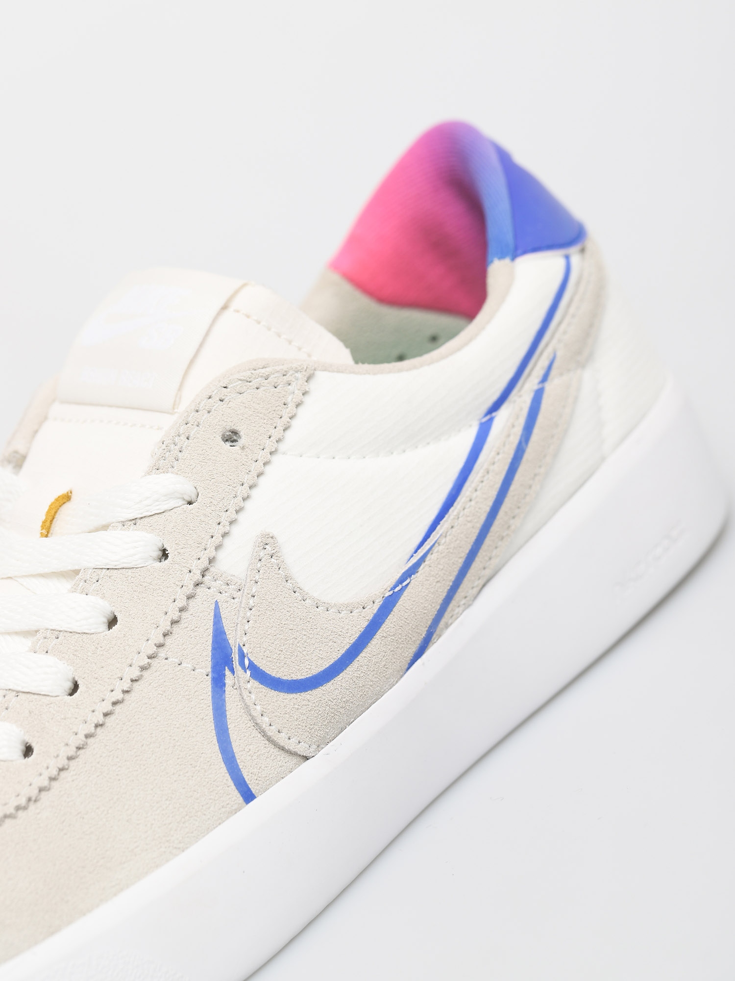 Buty Nike SB Bruin React T (summit white/racer blue pink blast)