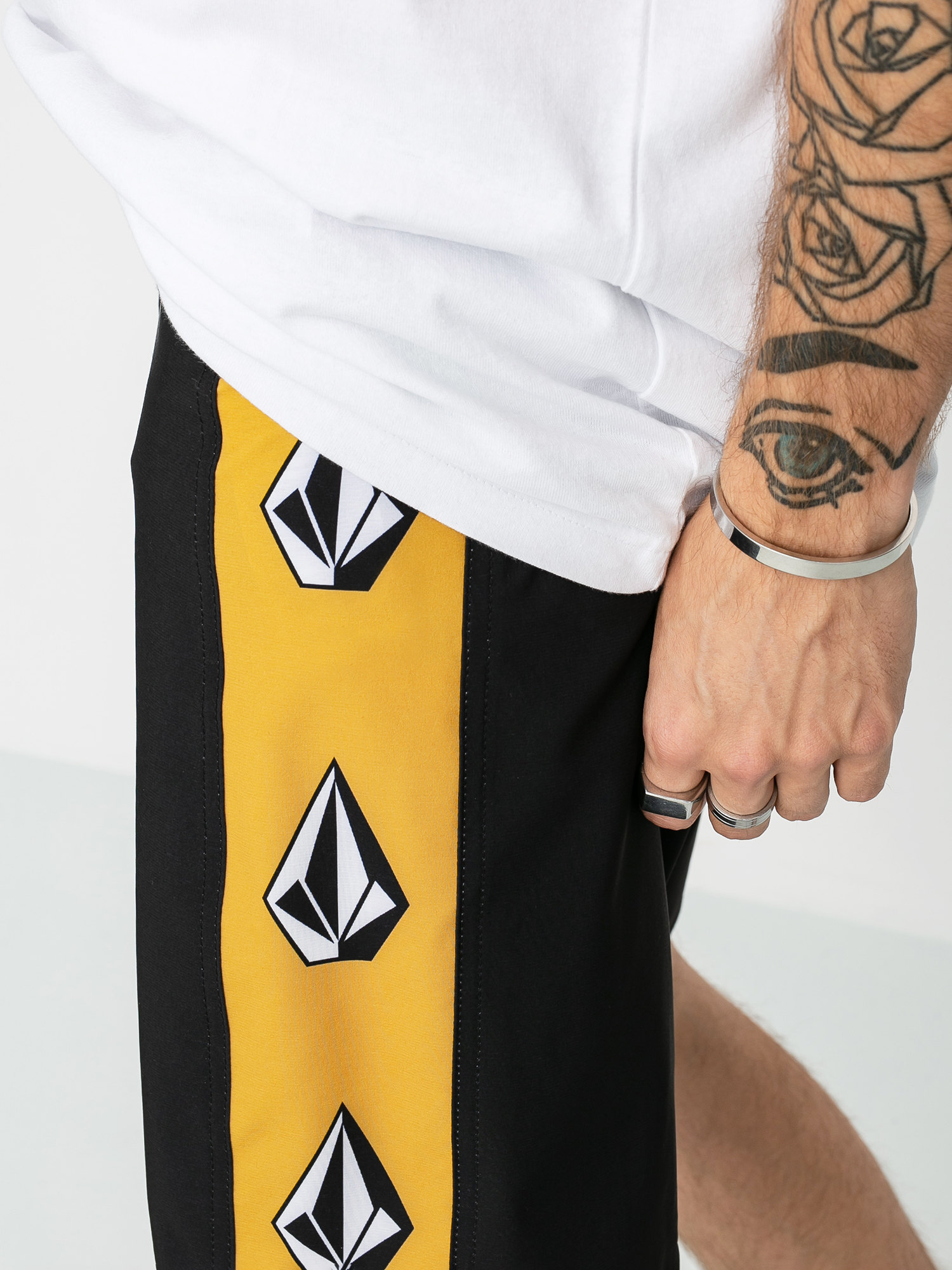 Boardshorty Volcom Deadly Stones Mod (black)