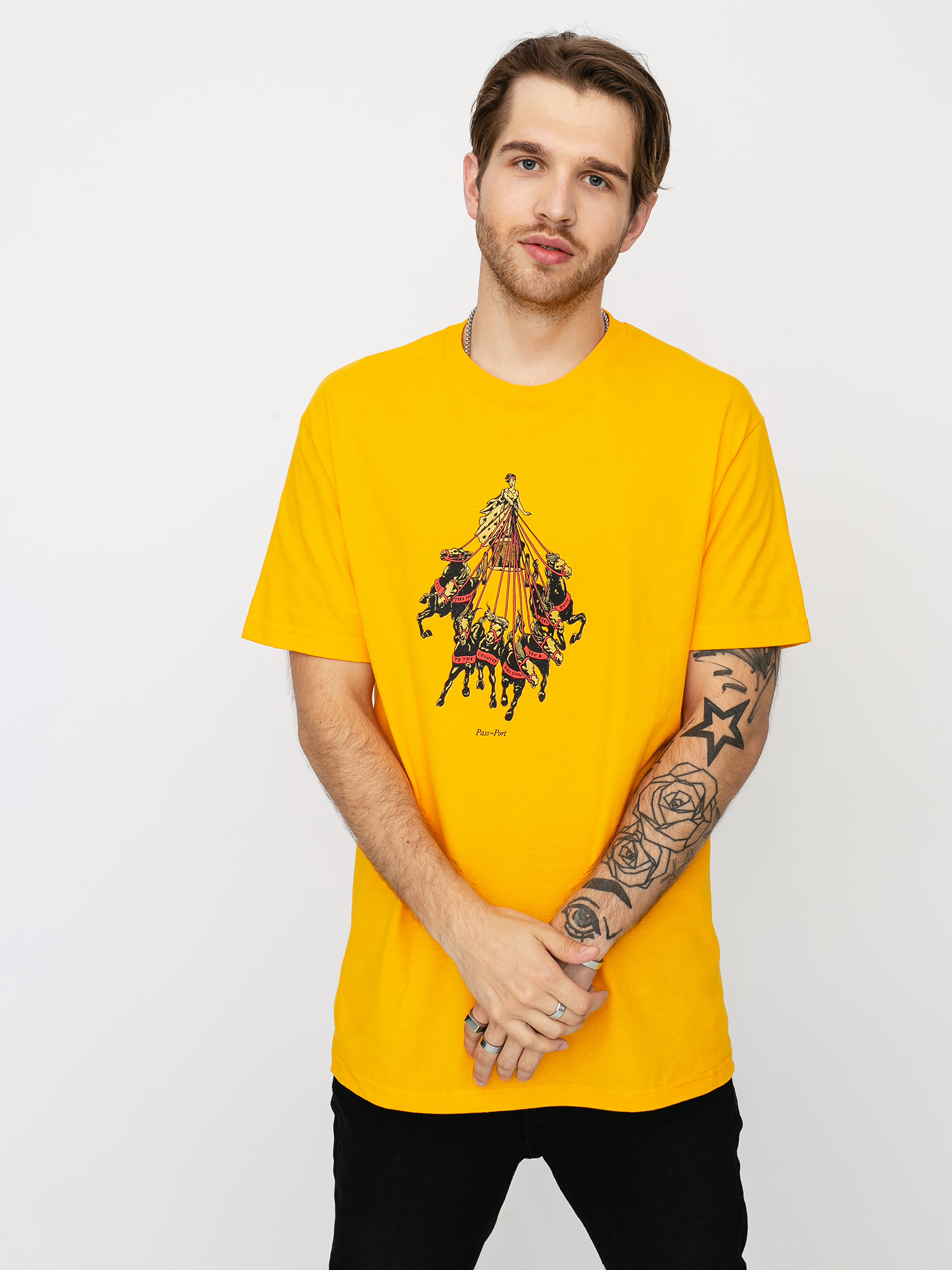 T-shirt Pass Port State Horses (gold)