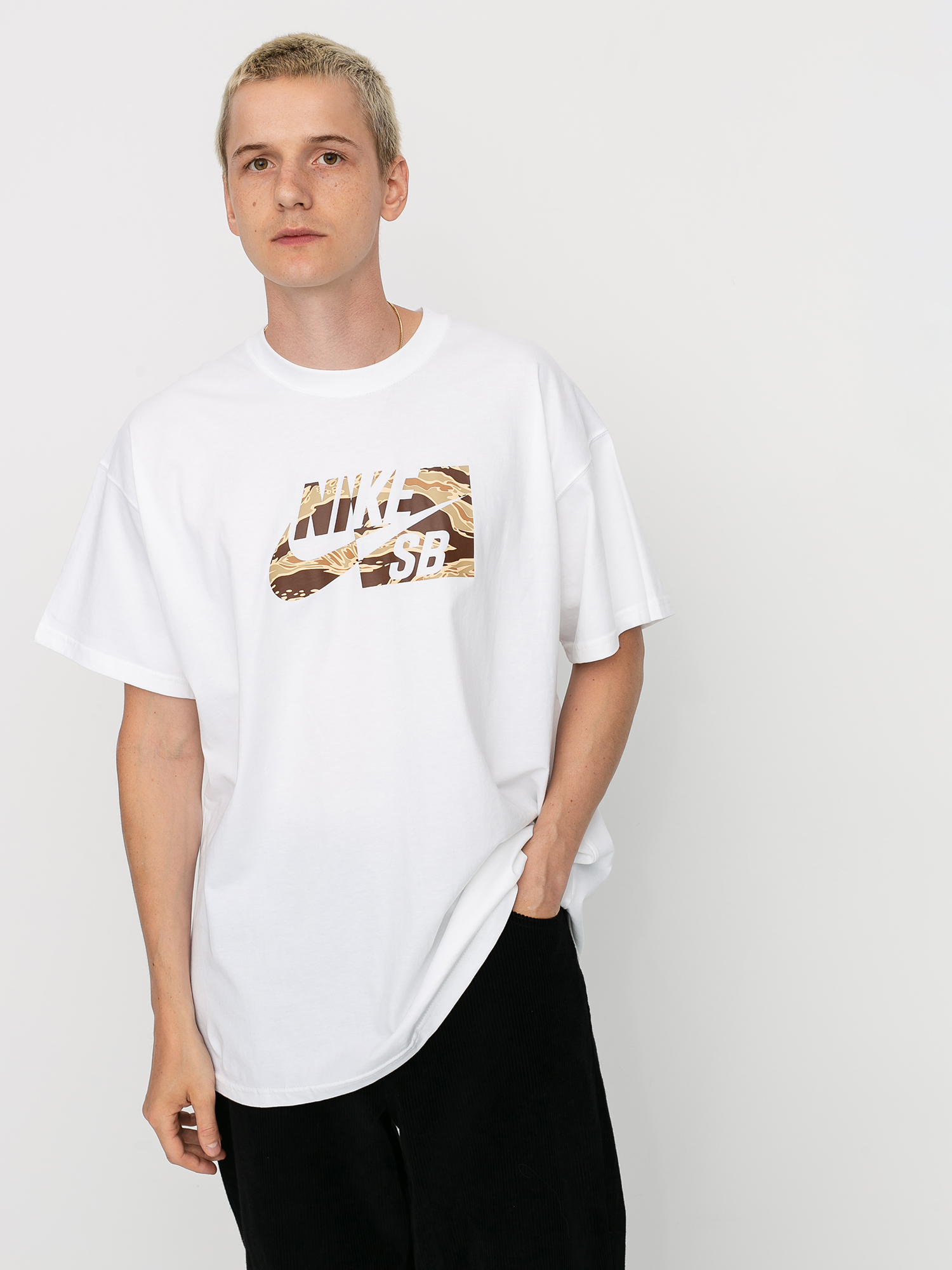 T-shirt Nike SB Hbr Camo (white)