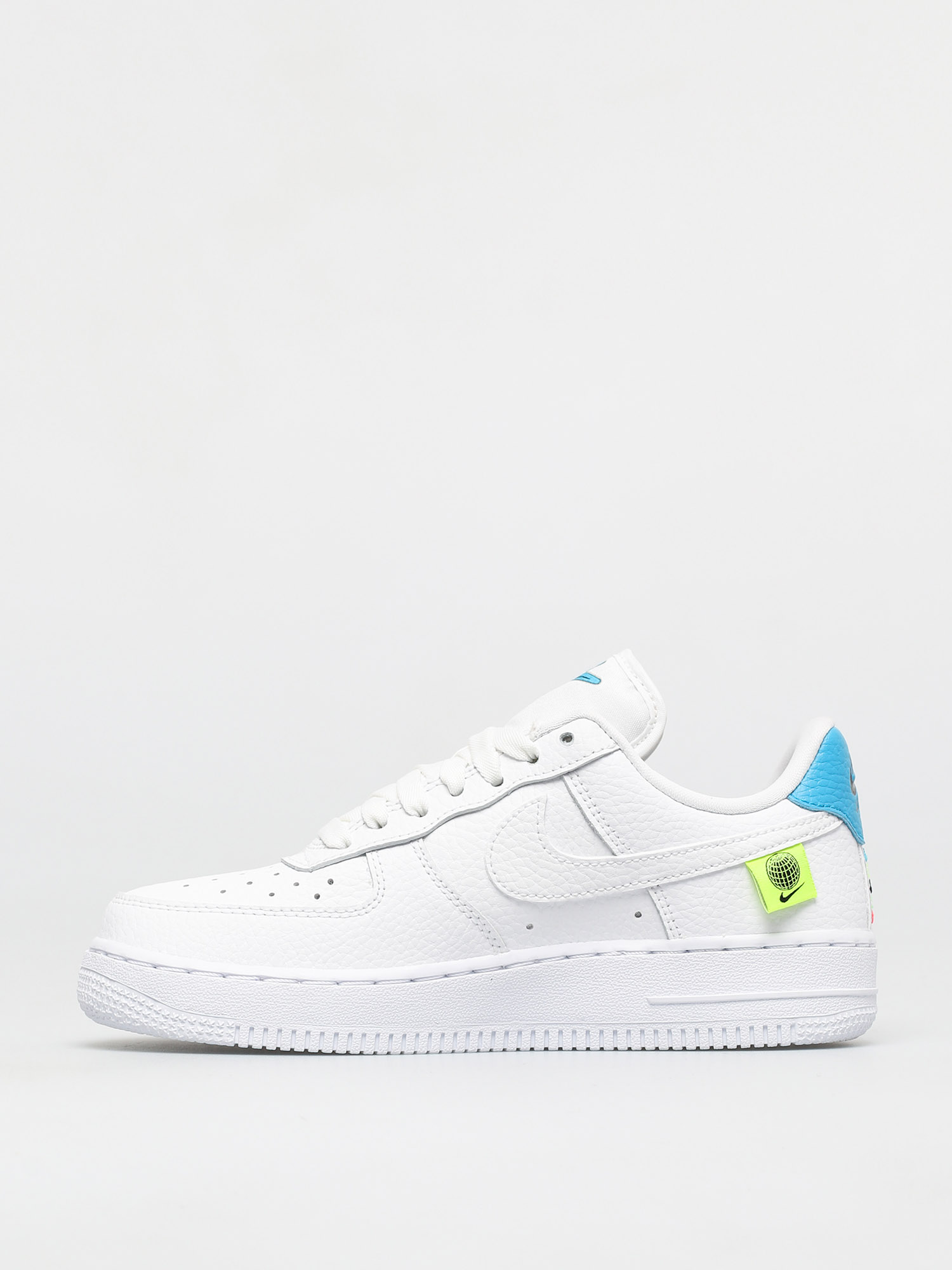 Buty Nike Air Force 1 07 Se Wmn (white/white volt laser blue)