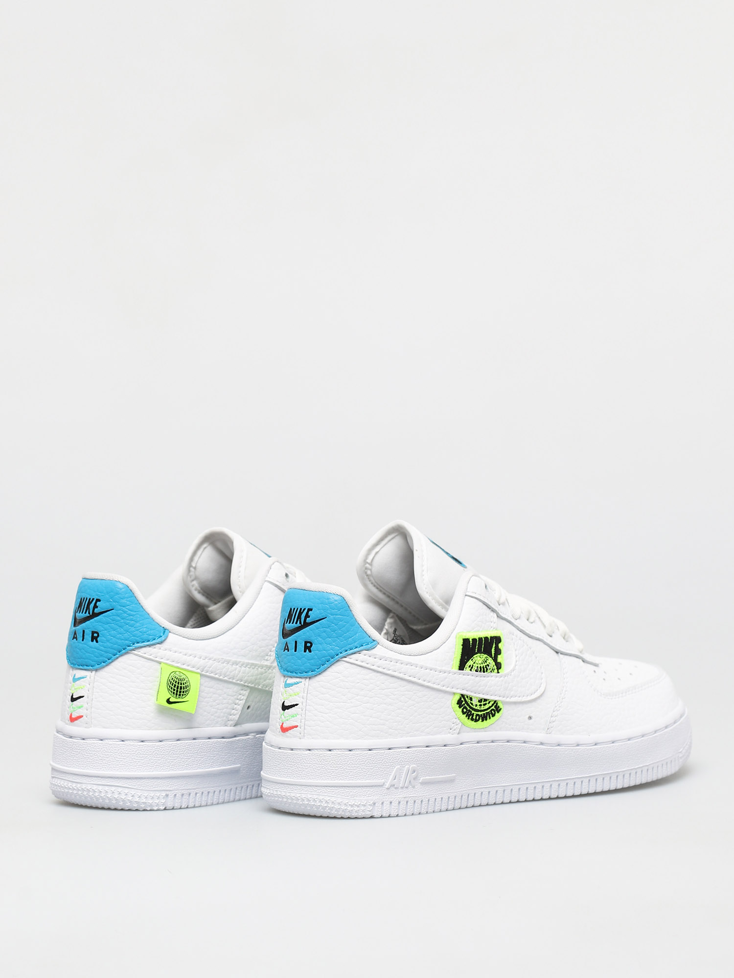 Buty Nike Air Force 1 07 Se Wmn (white/white volt laser blue)