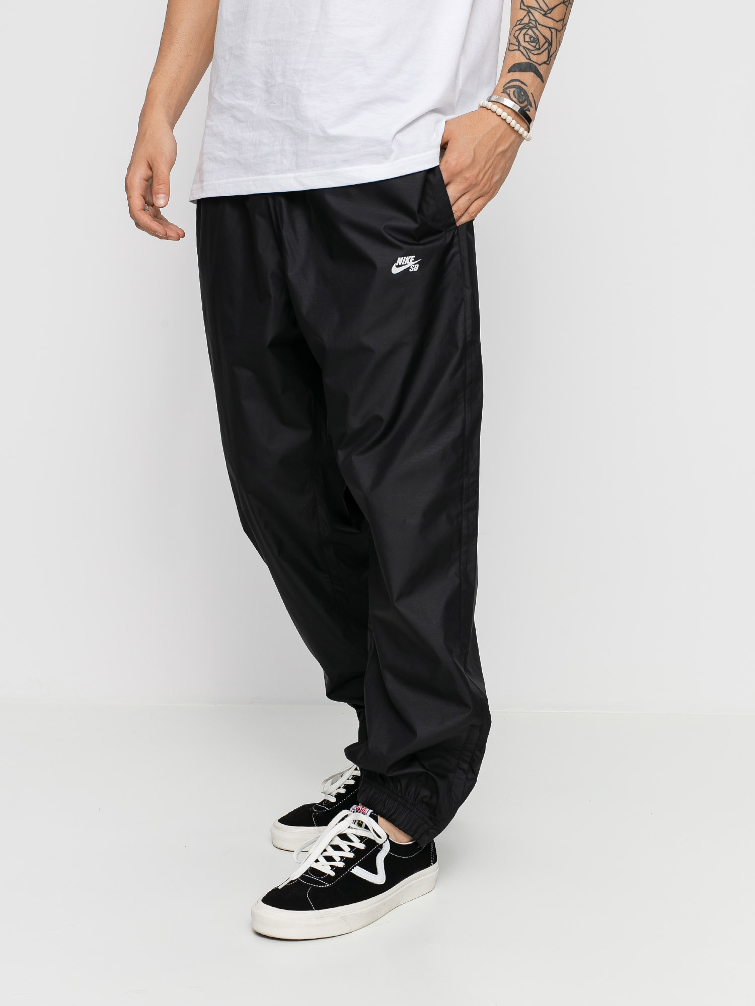 Spodnie Nike SB Hbr Track Pant (black/off noir/vast grey)