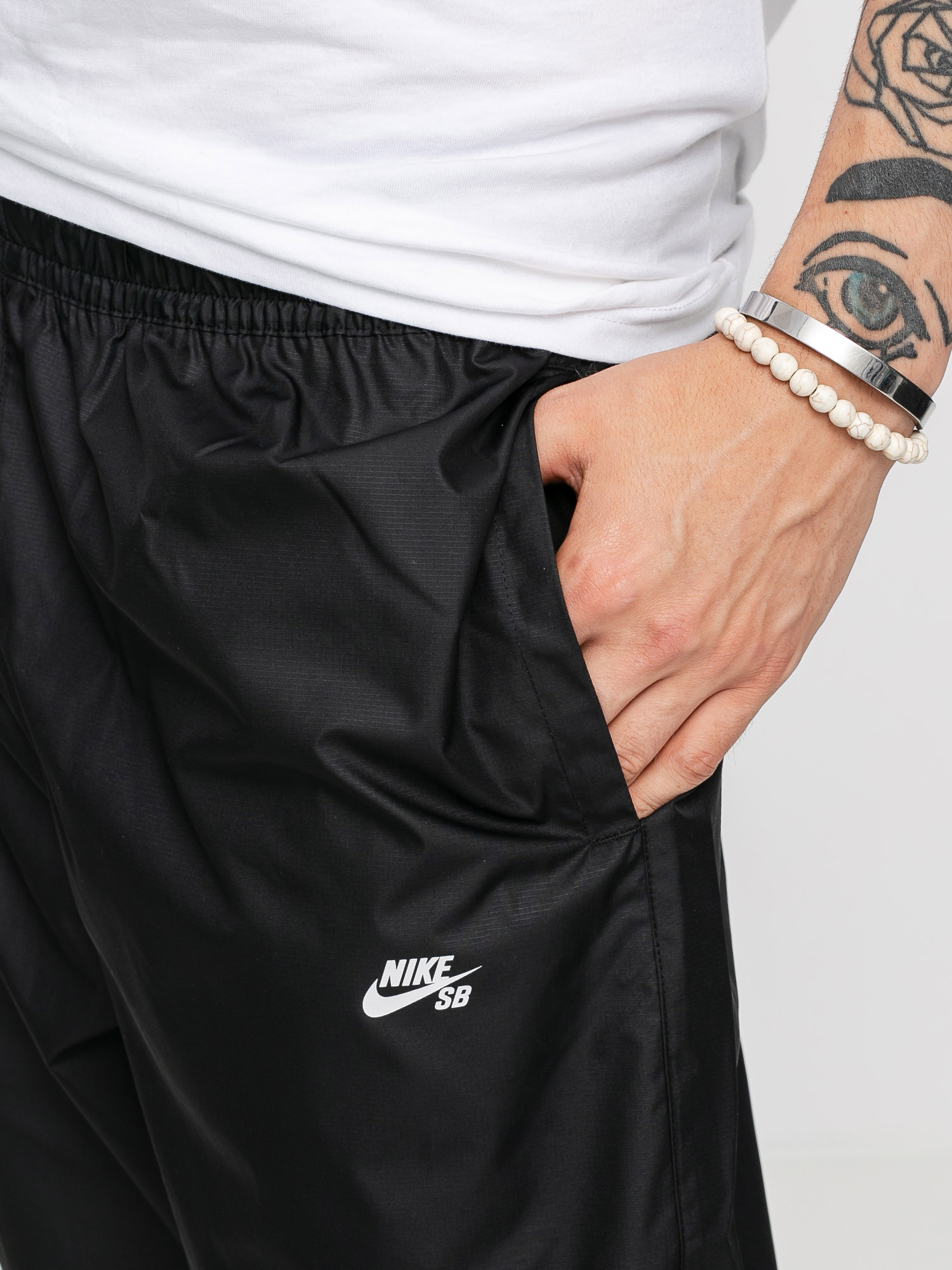 Spodnie Nike SB Hbr Track Pant (black/off noir/vast grey)