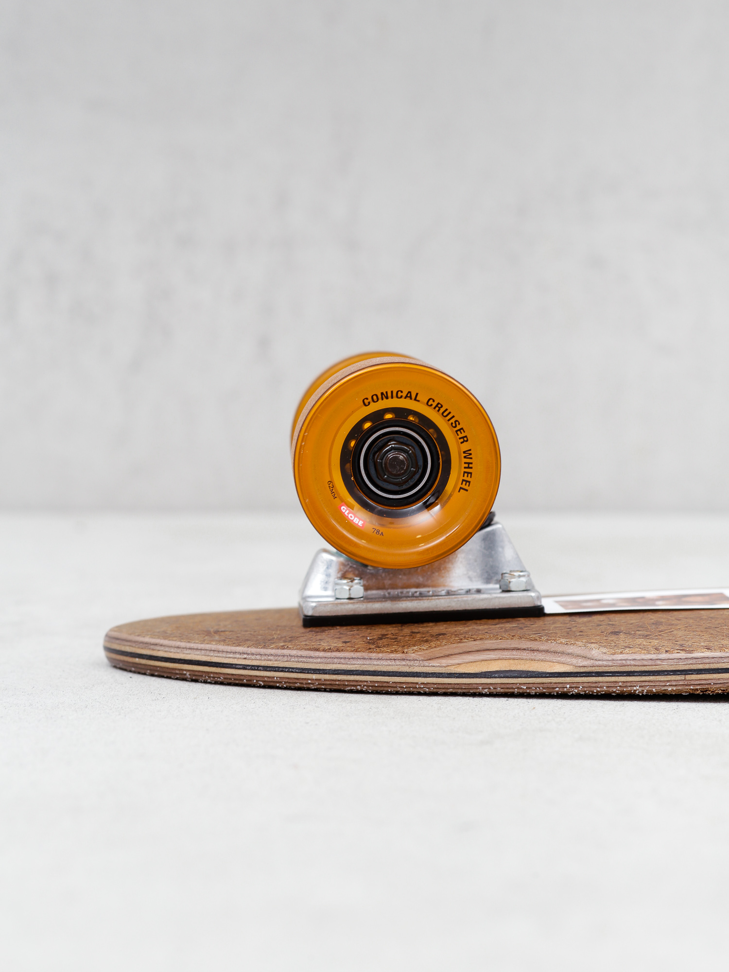 Deskorolka cruiser Globe Blazer (coconut/black)