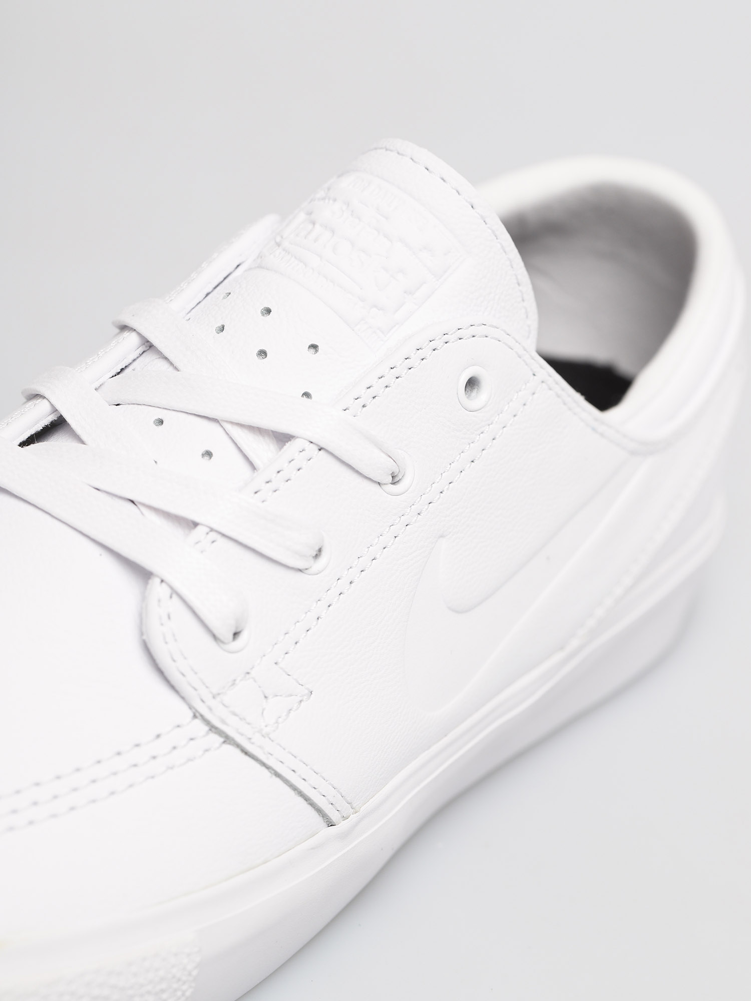 Buty Nike SB Zoom Stefan Janoski Rm Premium (white/white white)