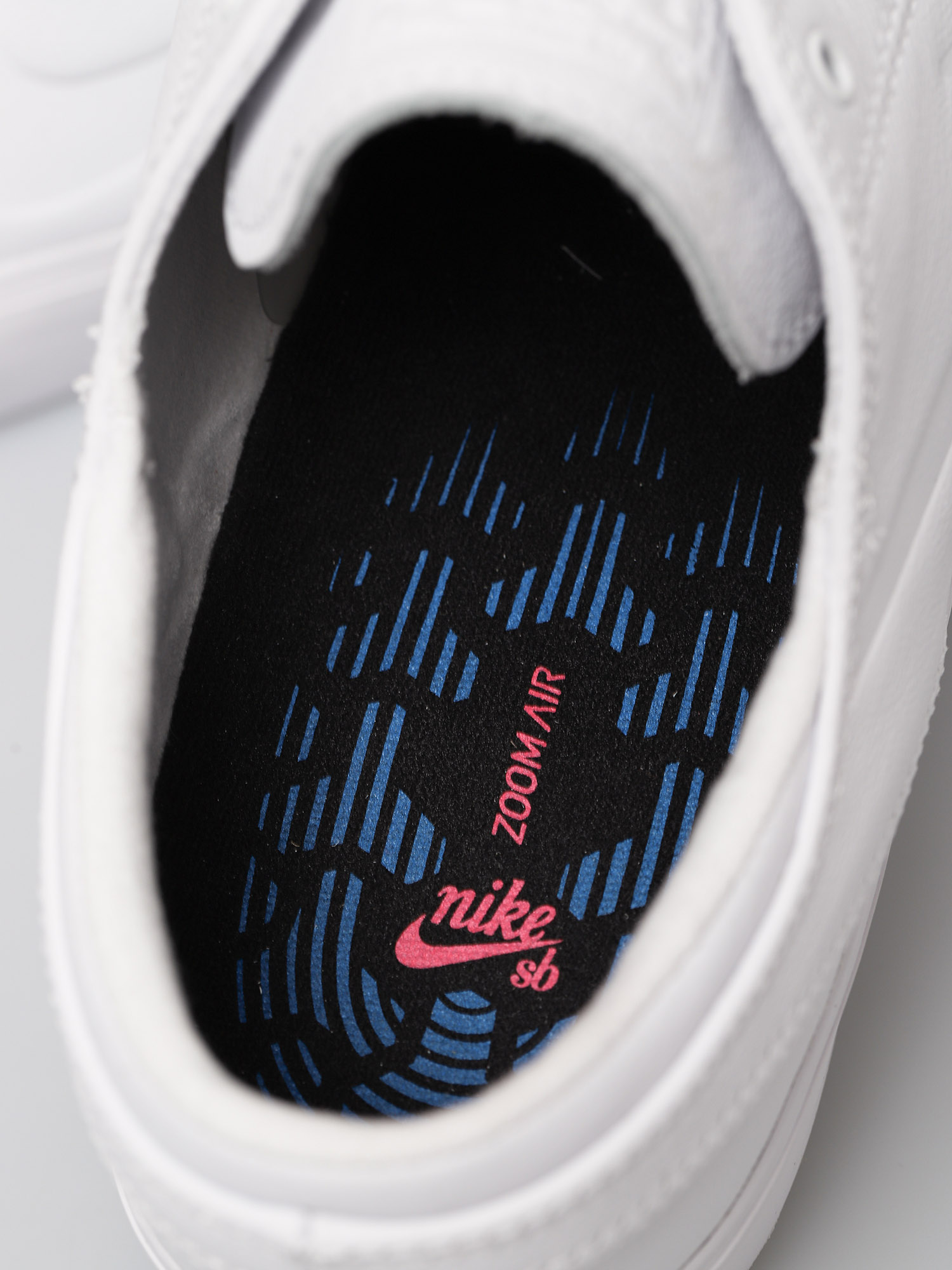 Buty Nike SB Zoom Stefan Janoski Rm Premium (white/white white)