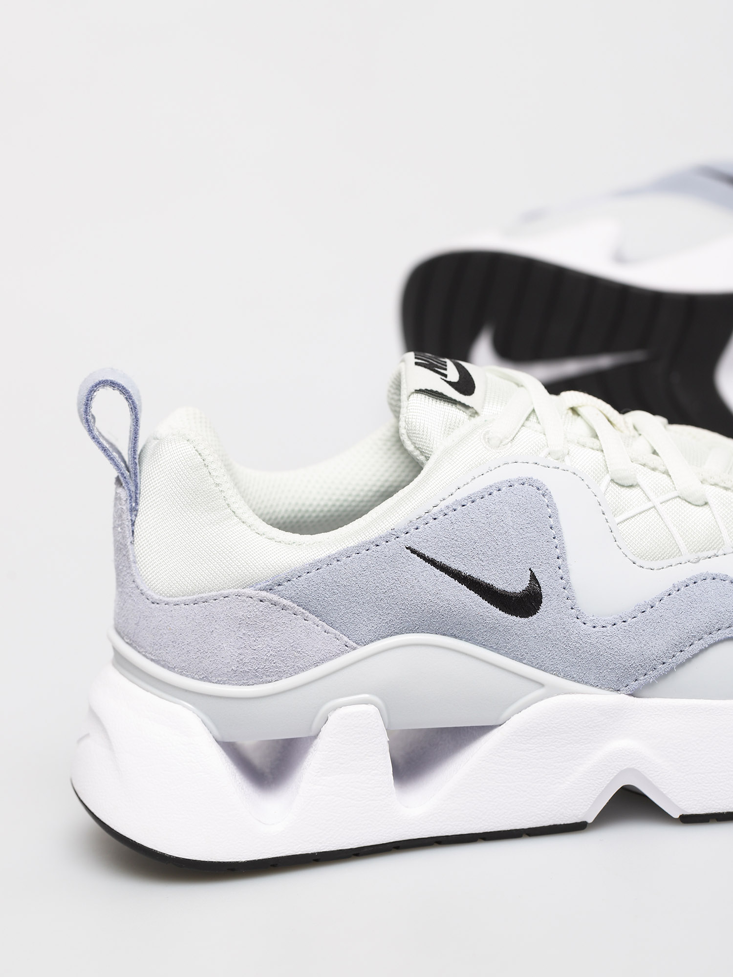 Buty Nike Ryz 365 Wmn (spruce aura/black pure platinum ghost)