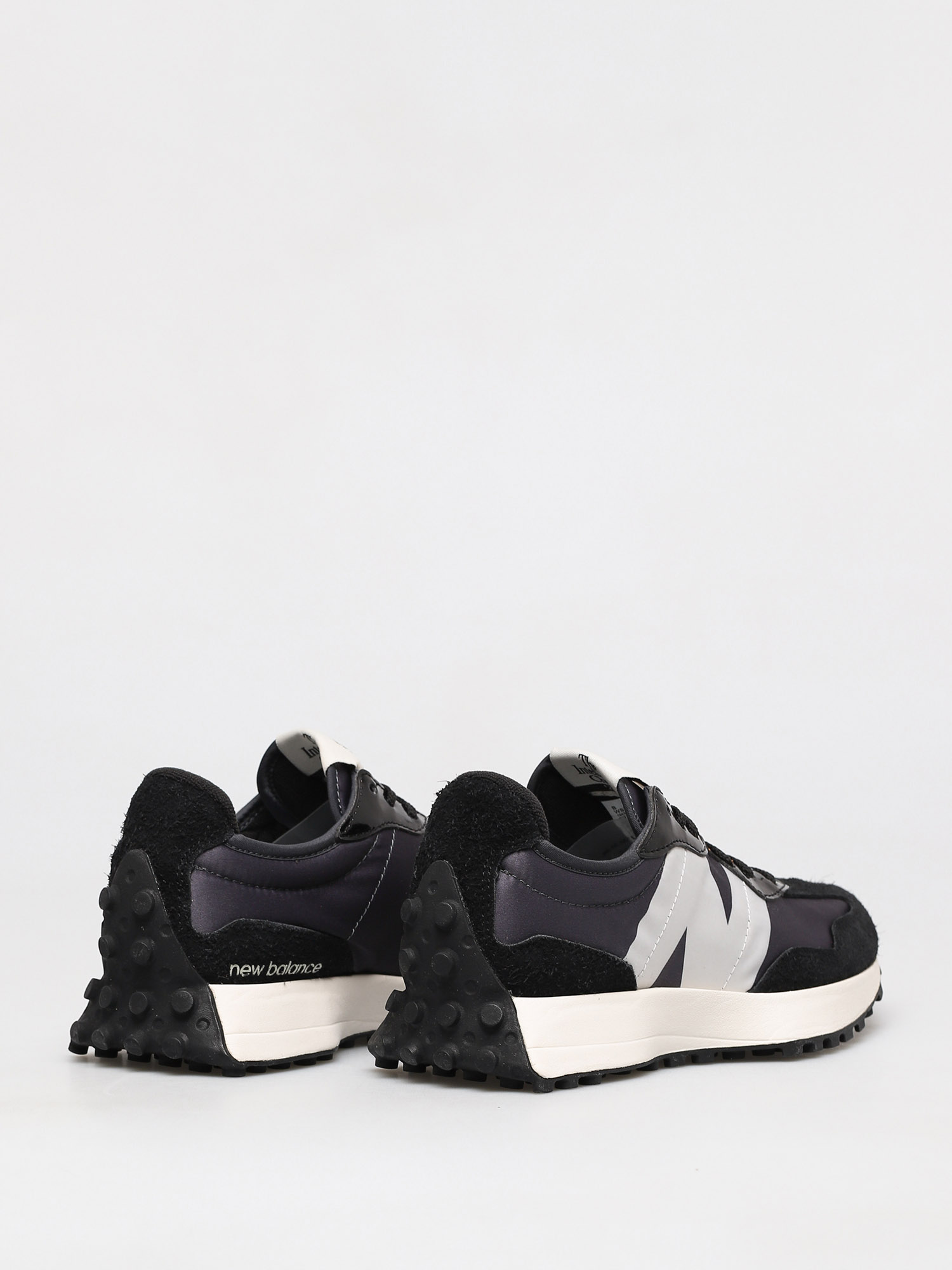 Buty New Balance 327 Wmn (black grey)