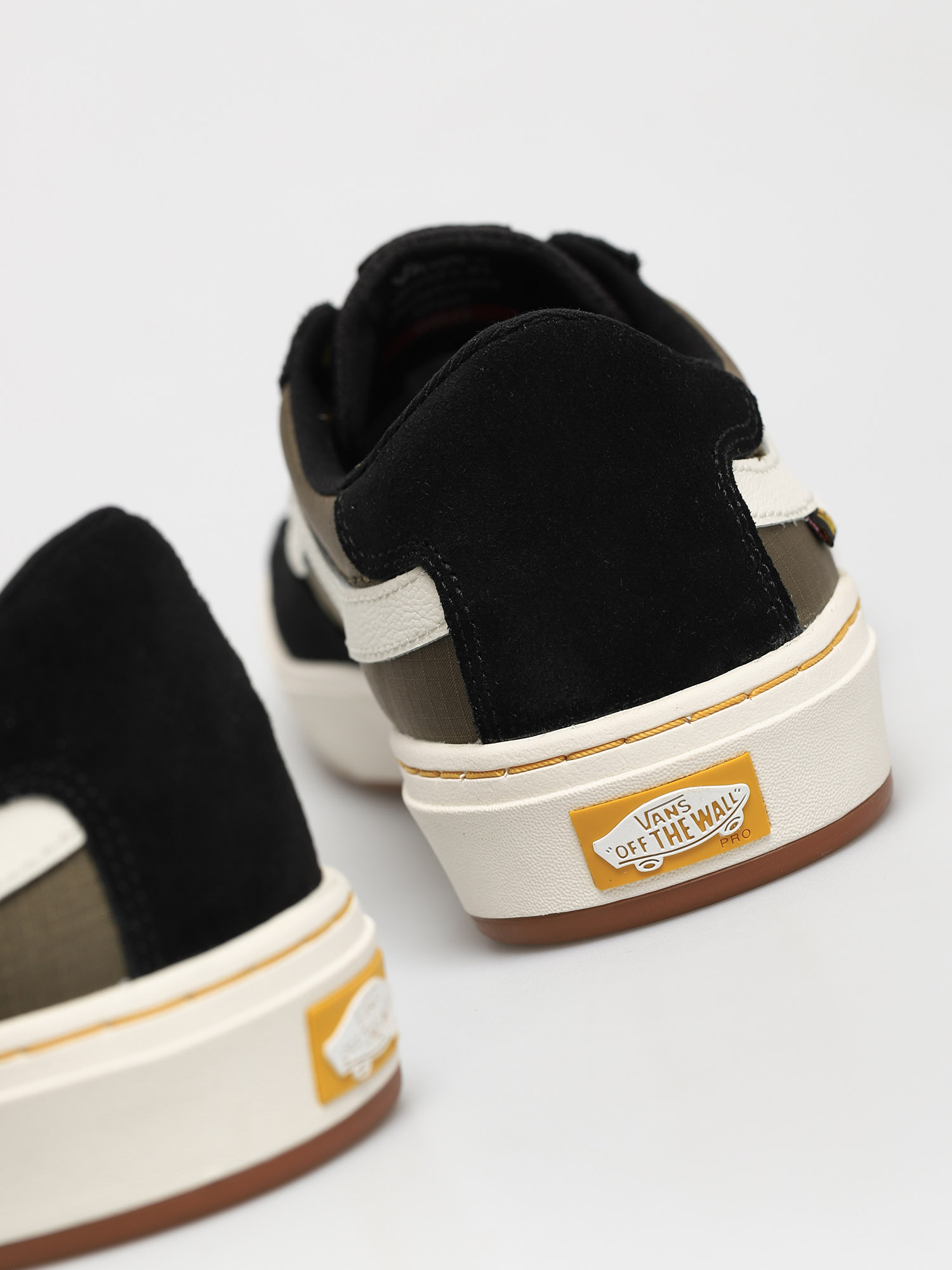 Buty Vans Berle Pro (surplus/black/military)