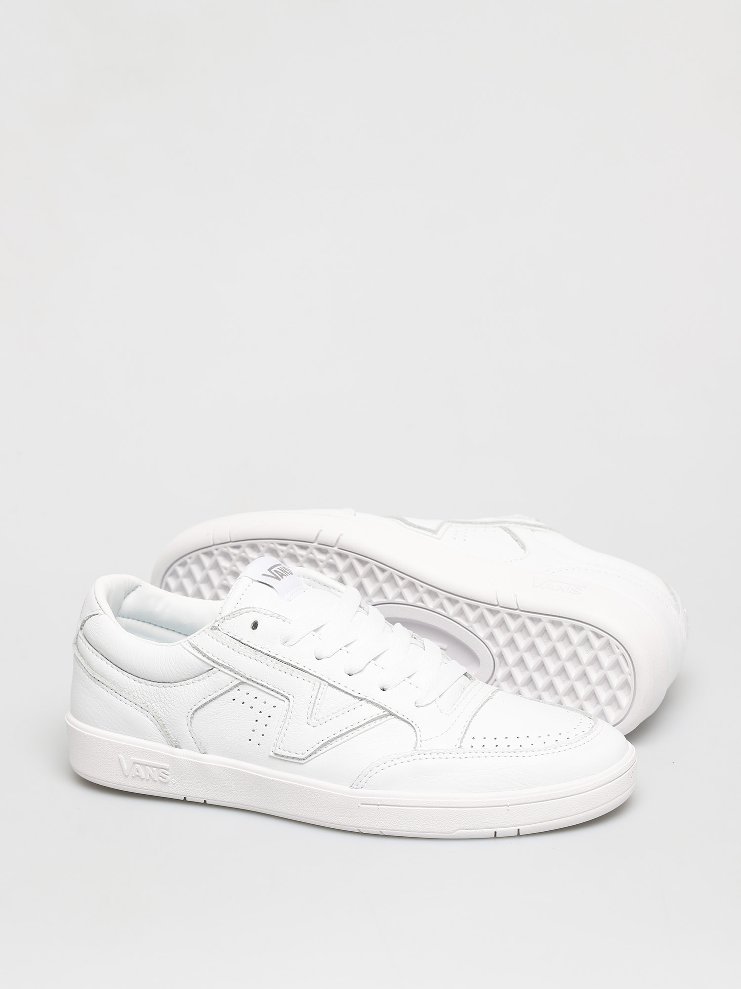 Buty Vans Lowland Cc (leather/truewht/truewht)