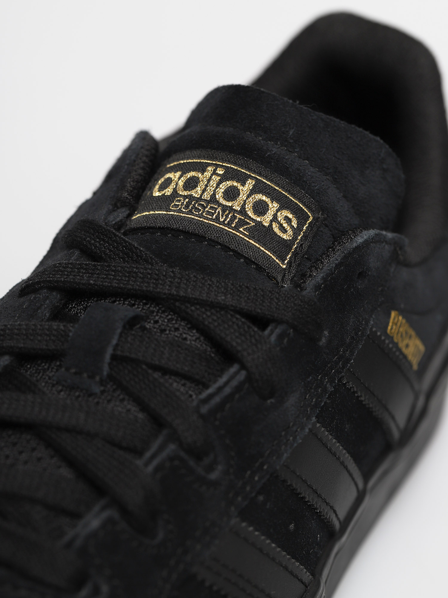 Buty adidas Busenitz Vulc II (cblack/cblack/gum4)