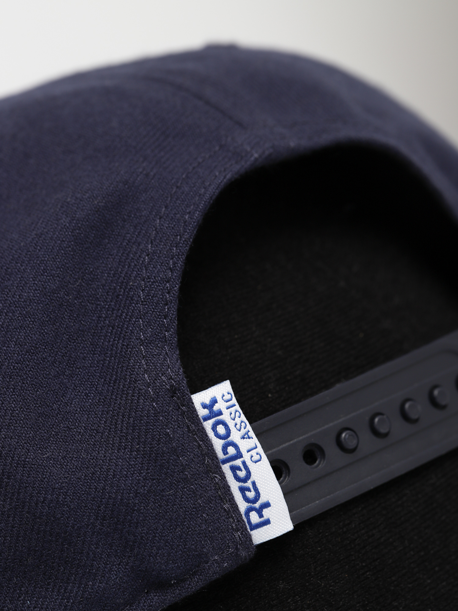 Czapka z daszkiem Reebok Cl Vector Flat Peak ZD (vecnav)