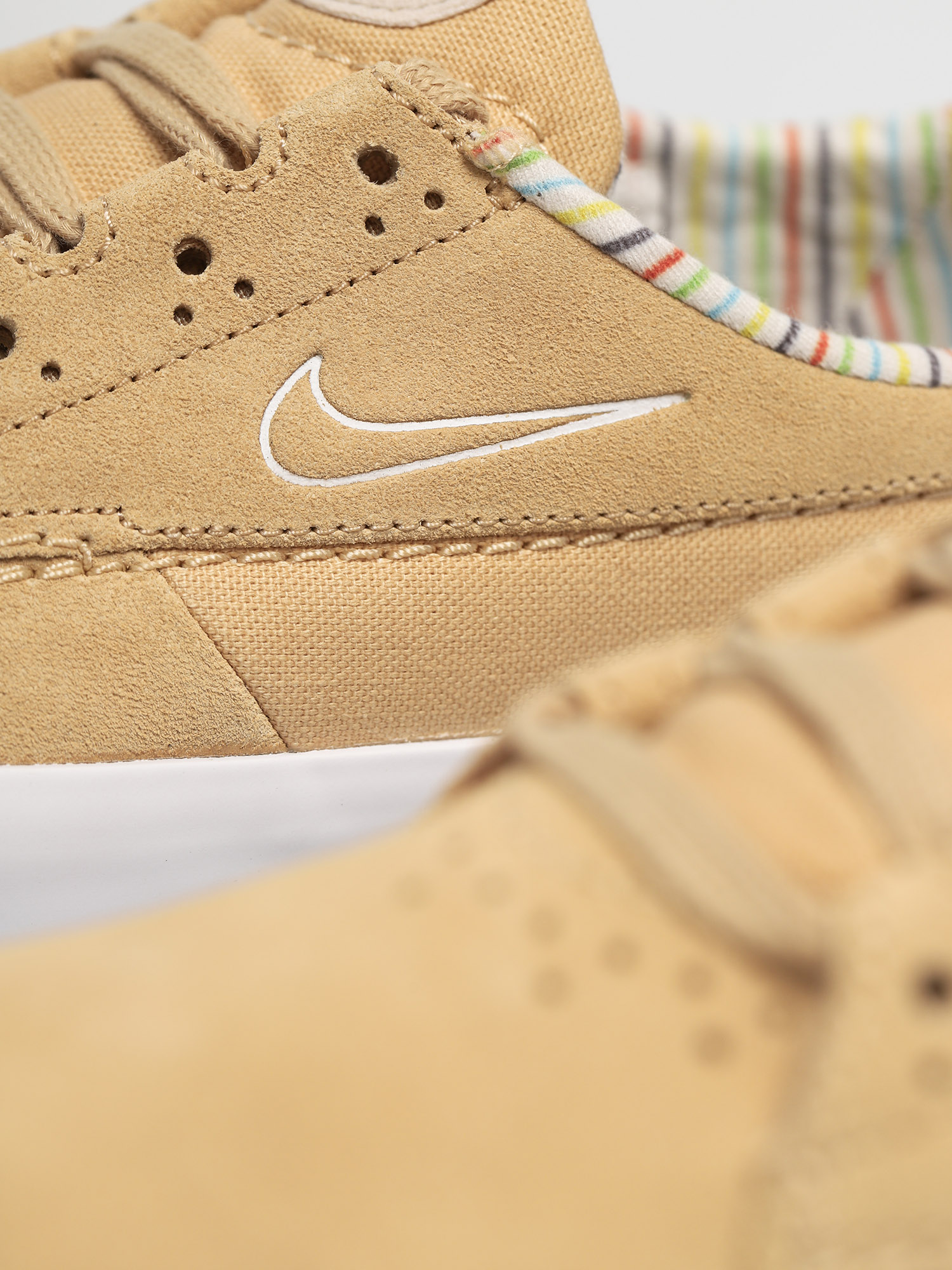 Buty Nike SB Shane Premium (sesame/white lt orewood brn)