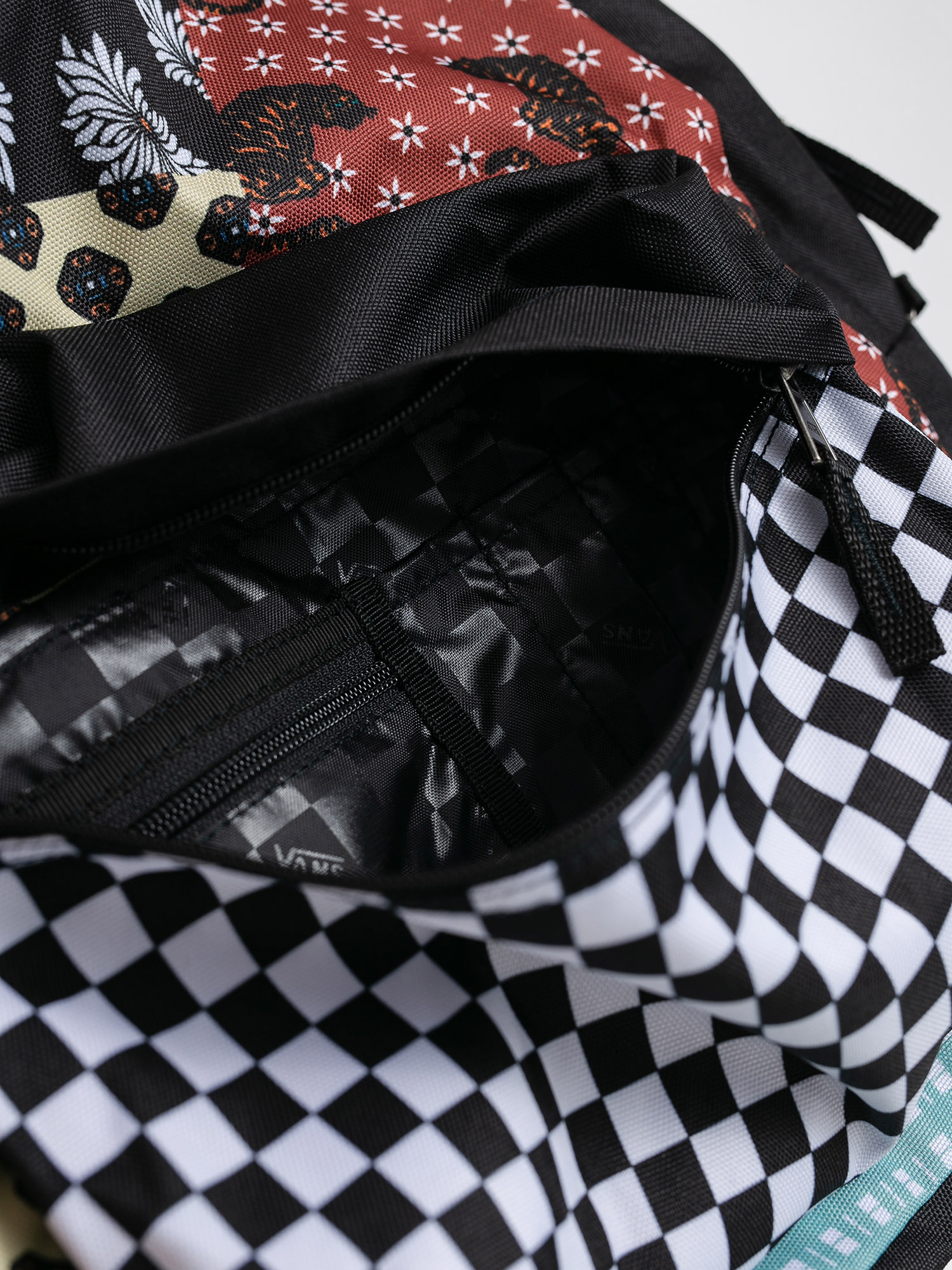 Plecak Vans Realm Classic Wmn (floral patchwork)