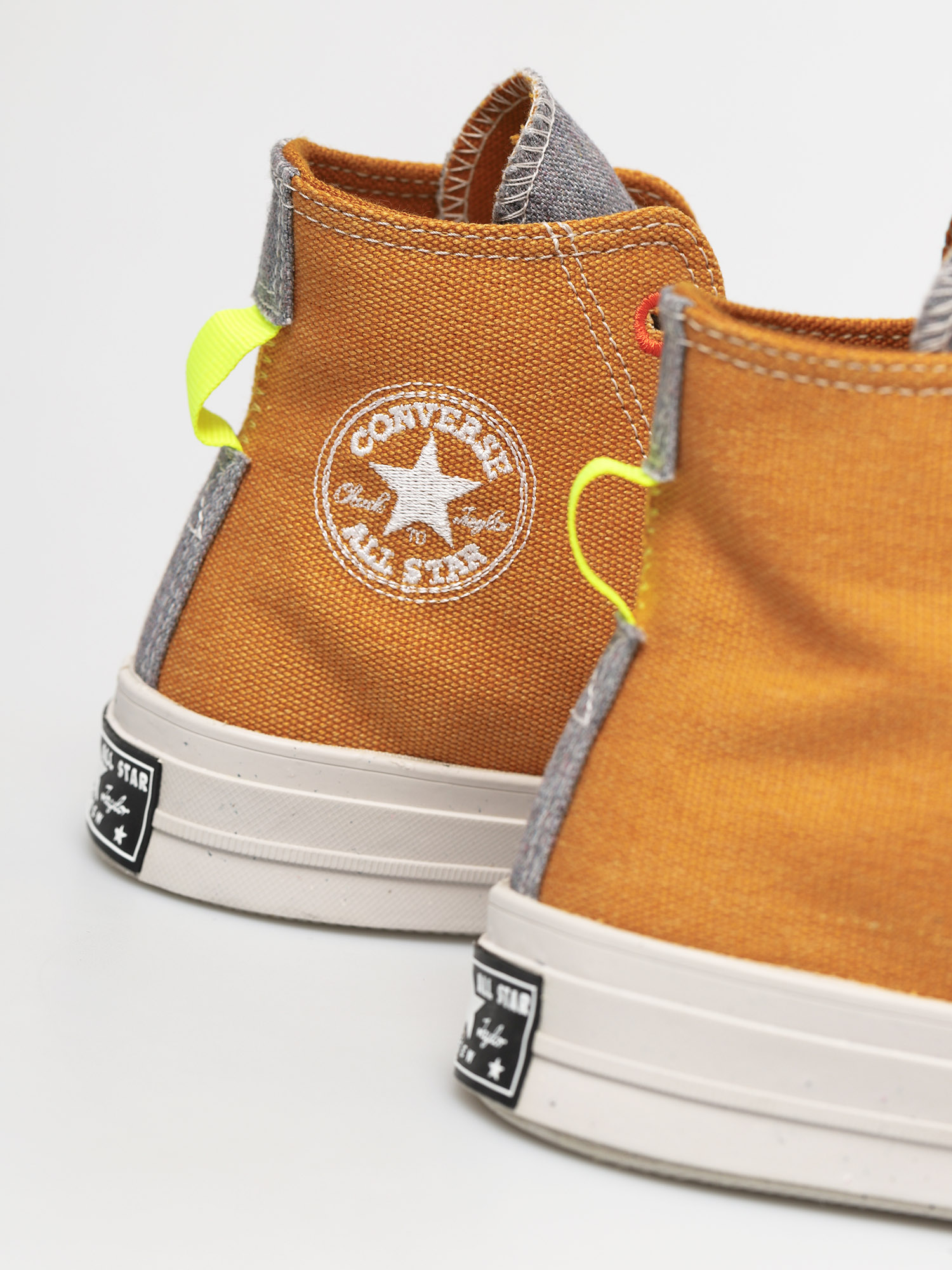 Trampki Converse Chuck 70 Renew Hi (saffron yellow/lemon)