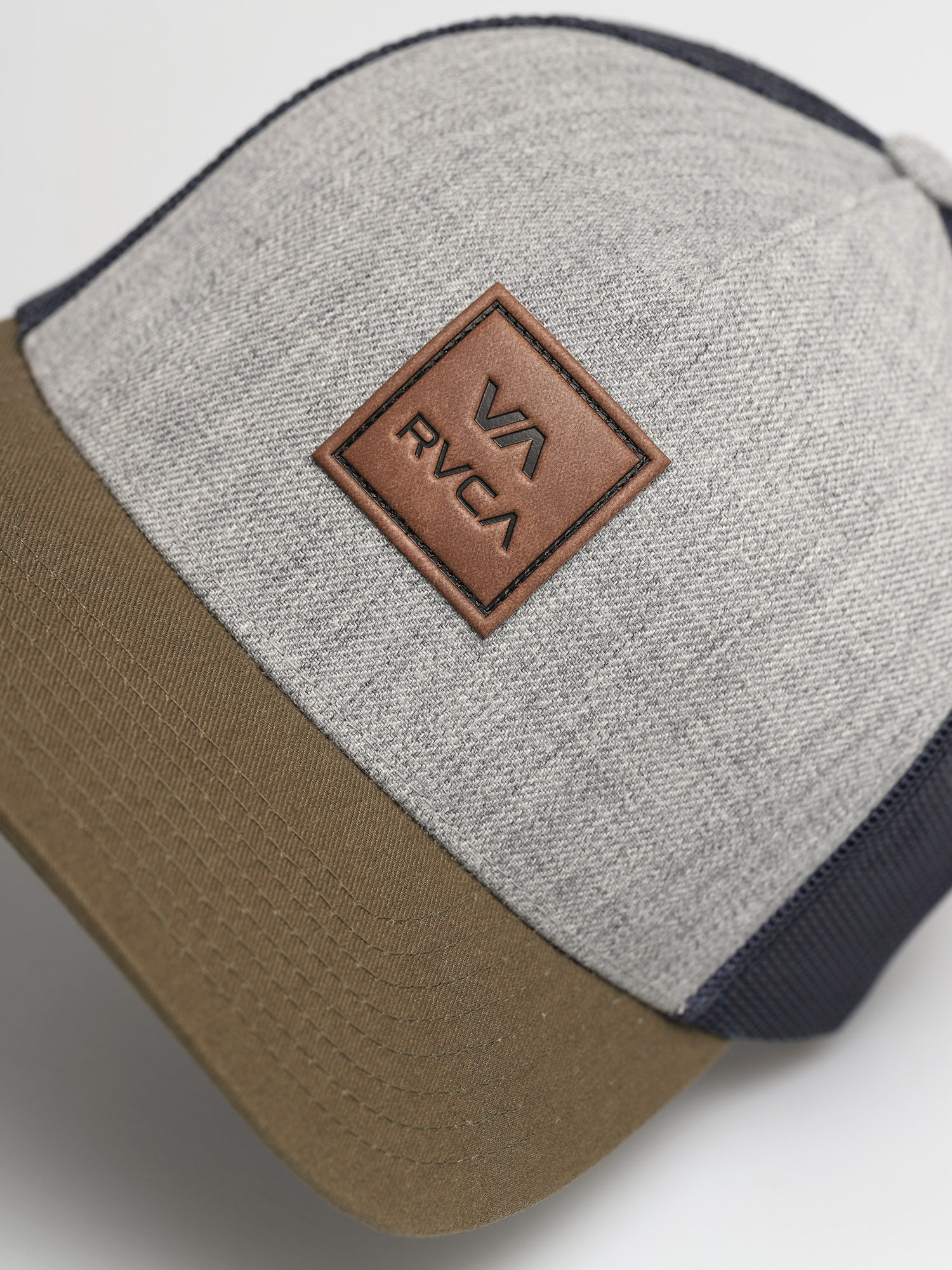 Czapka z daszkiem RVCA Va All The Way Curve ZD (grey green)