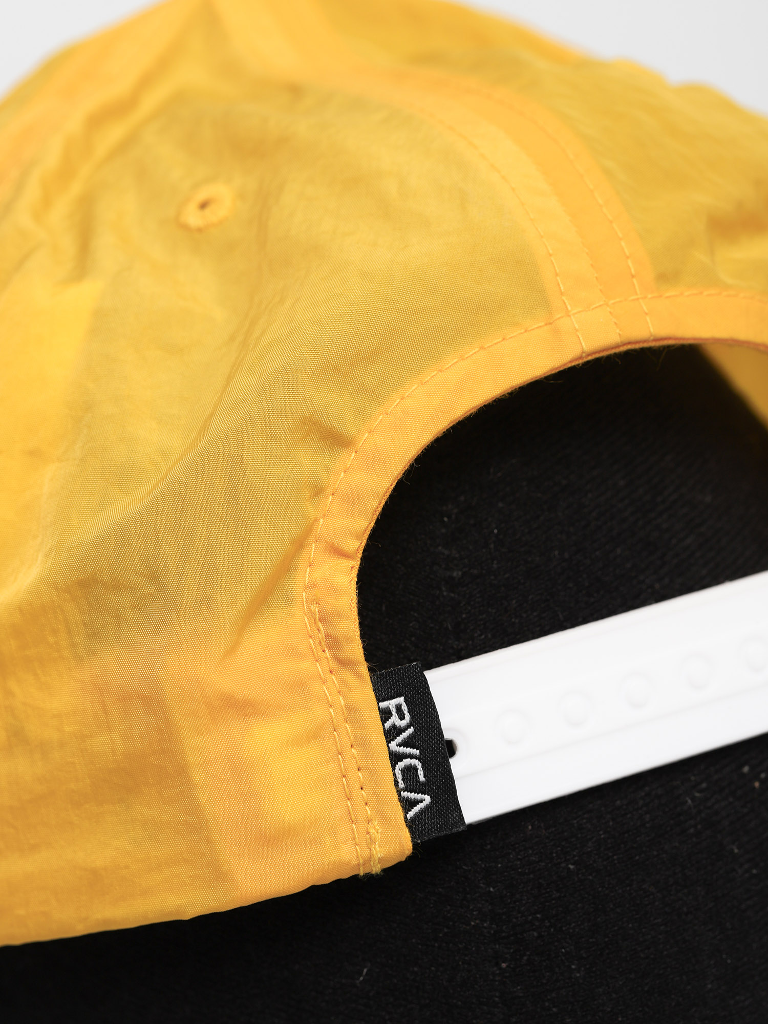 Czapka z daszkiem RVCA Graphic Anp ZD (yellow/white)