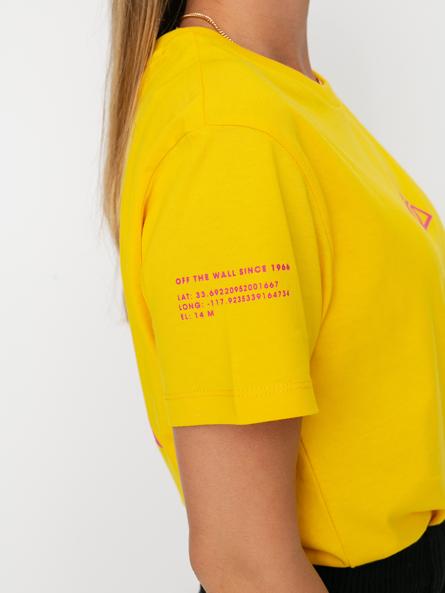 T-shirt Vans 66 Supply Wmn (lemon chrome)