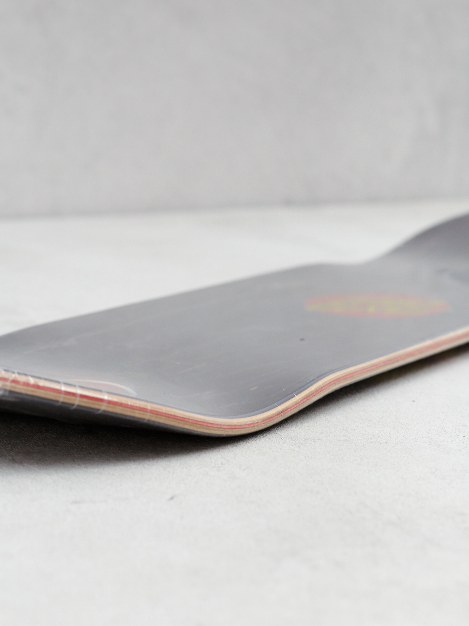 Deck Santa Cruz Classic Dot (black/red/yellow)