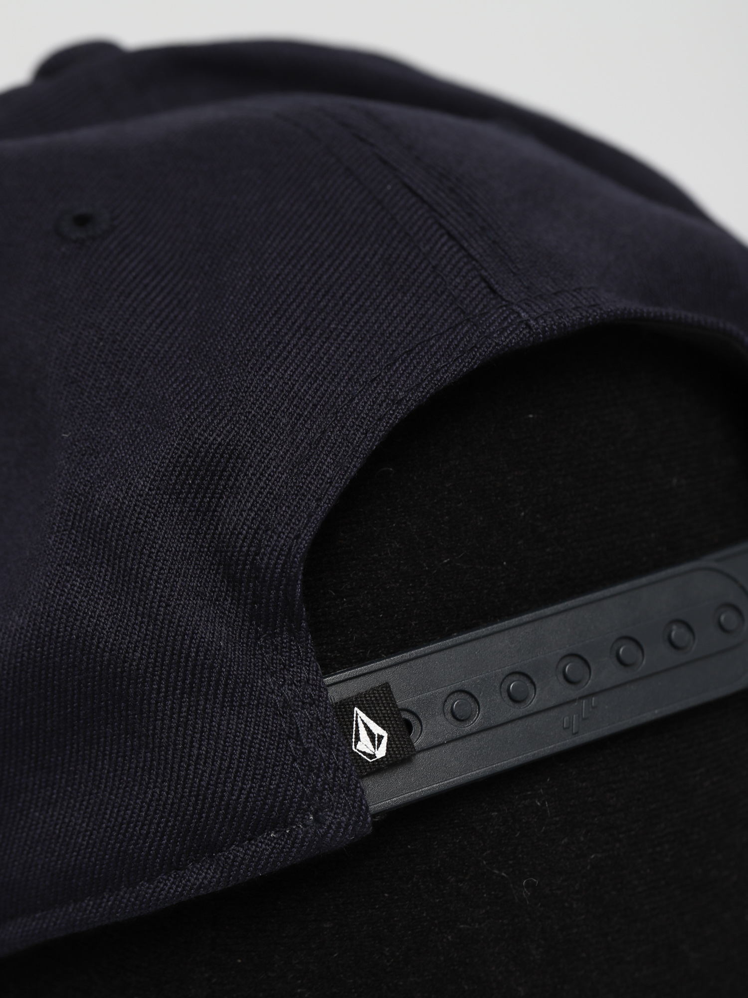 Czapka z daszkiem Volcom Liberated 110 ZD (navy)