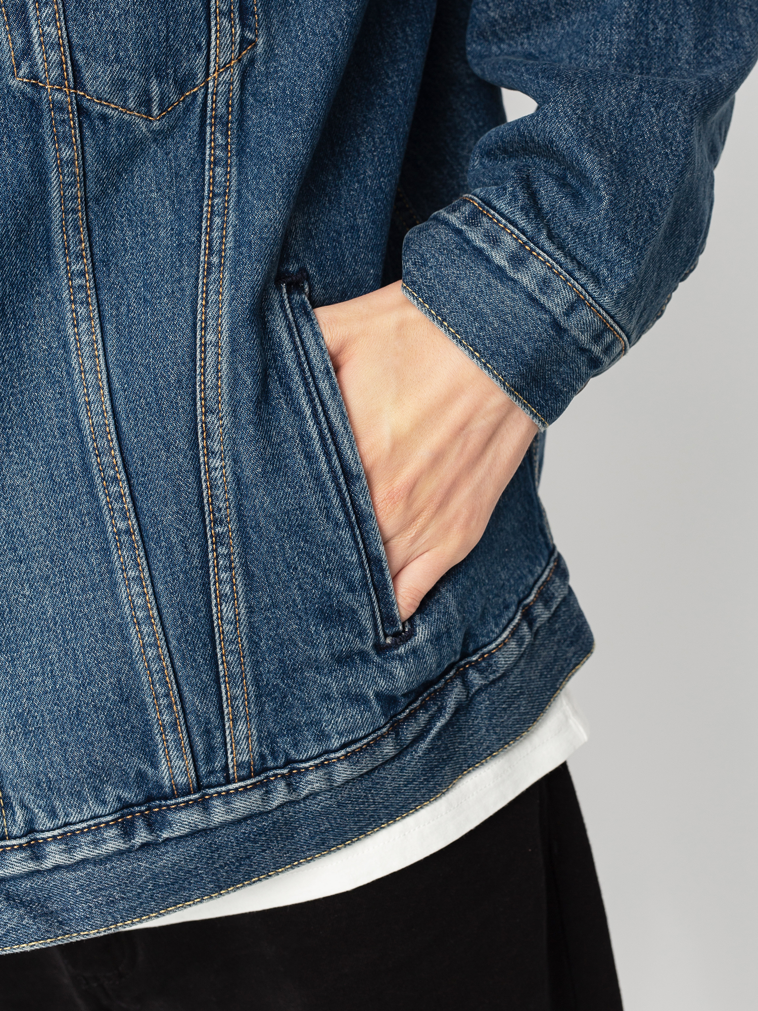 Kurtka Levi's® Vtg Fit Sherpa Trucker (dark indigo)