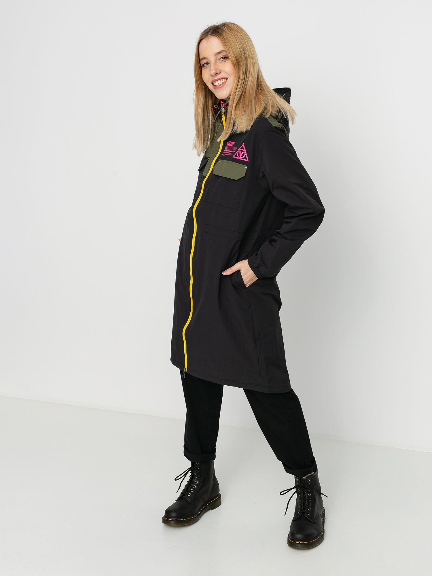 Kurtka Vans 66 Supply Long Anorak Mte Wmn (black)