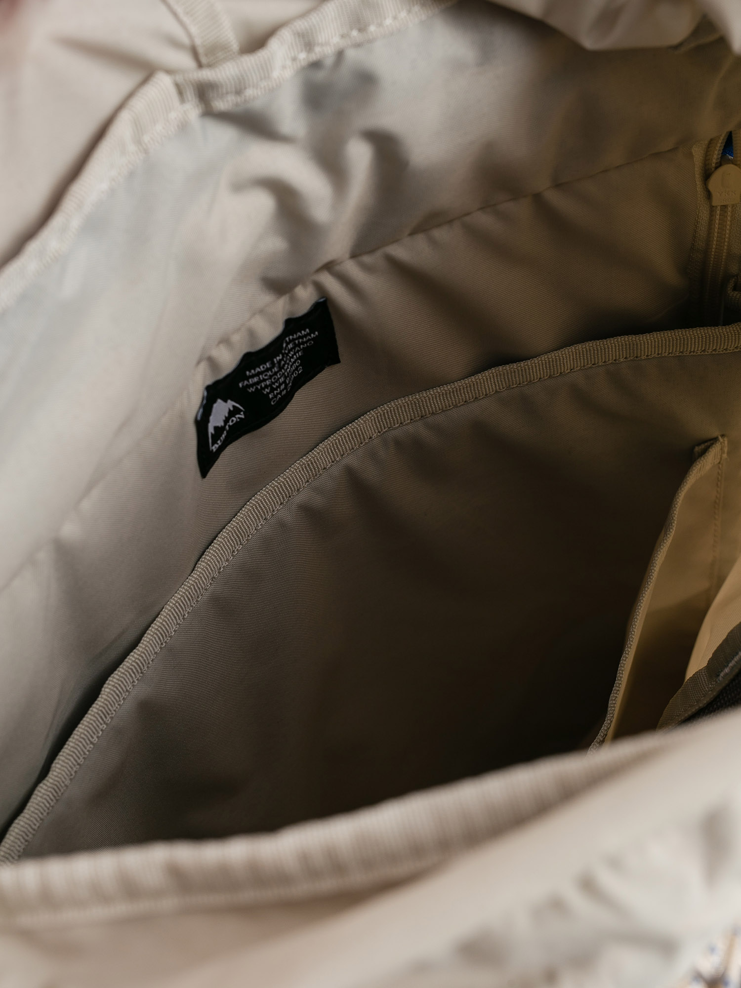 Plecak Burton Tinder 2.0 30L (creme brulee)