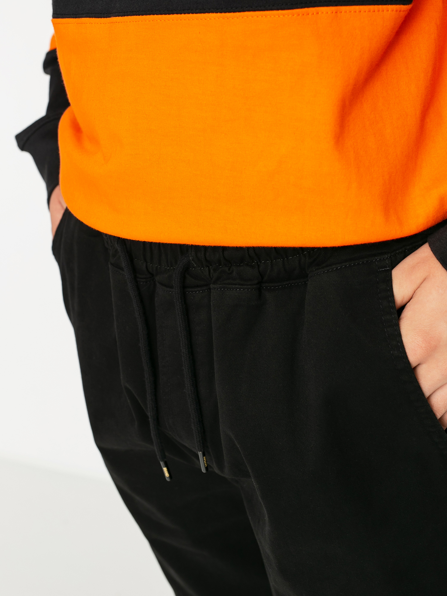 Spodnie Malita Jogger (black paidley)