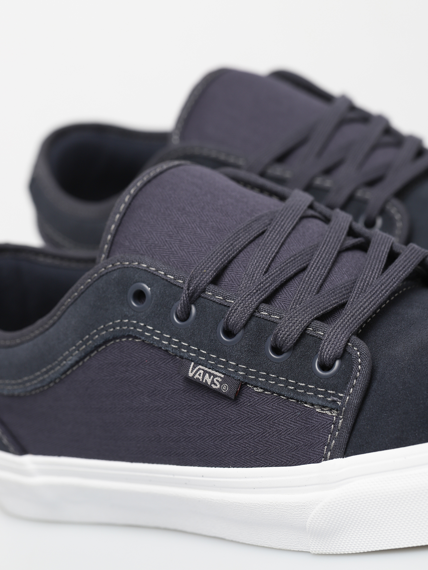 Buty Vans Chukka Low (ink/white)