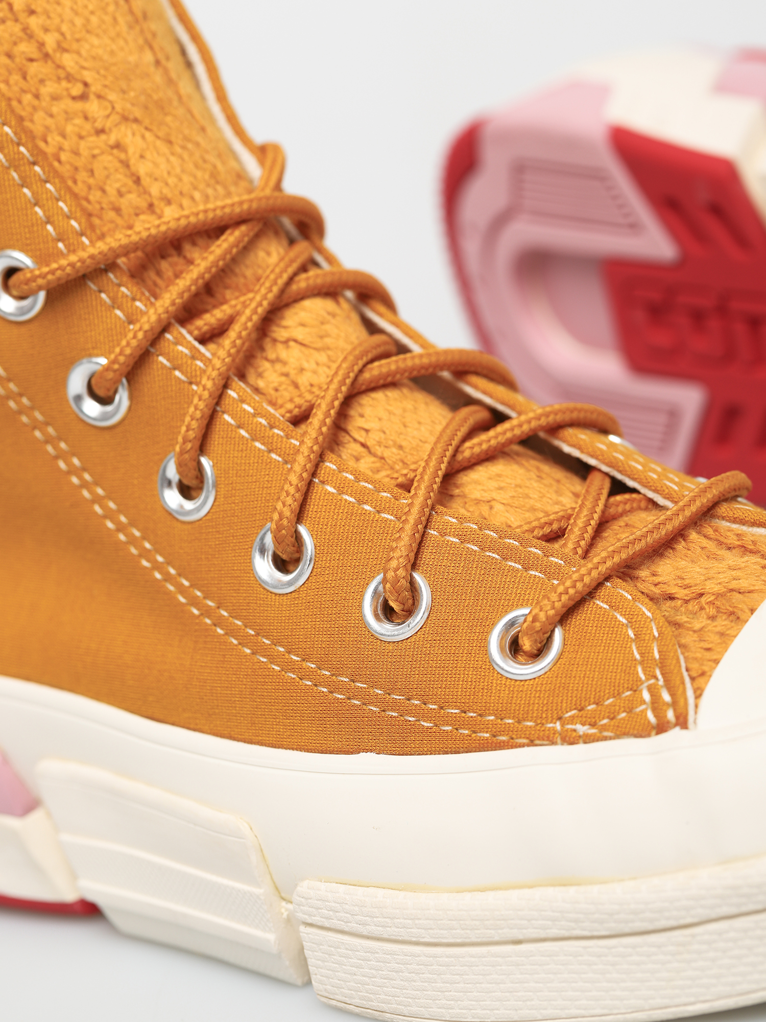 Buty Converse CPX70 Wmn (saffron yellow/university red)