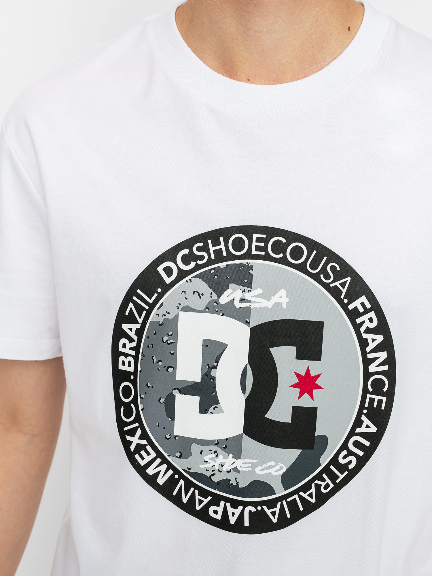 T-shirt DC Divide And Conquer (white)