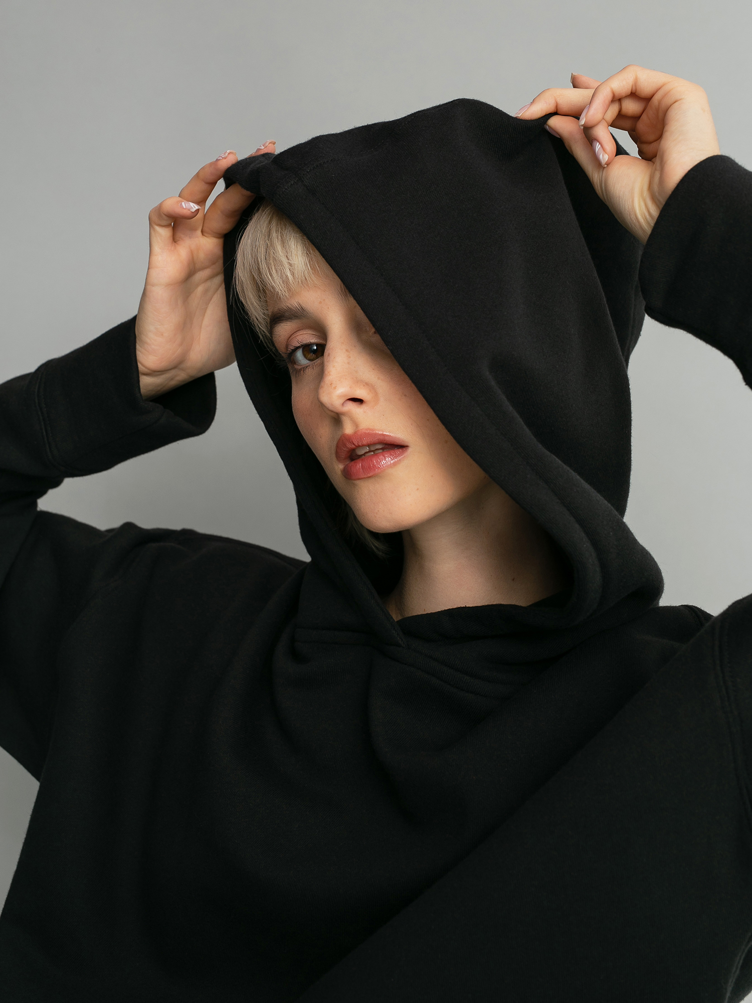 Bluza z kapturem Volcom Fa Walrave HD Wmn (black)