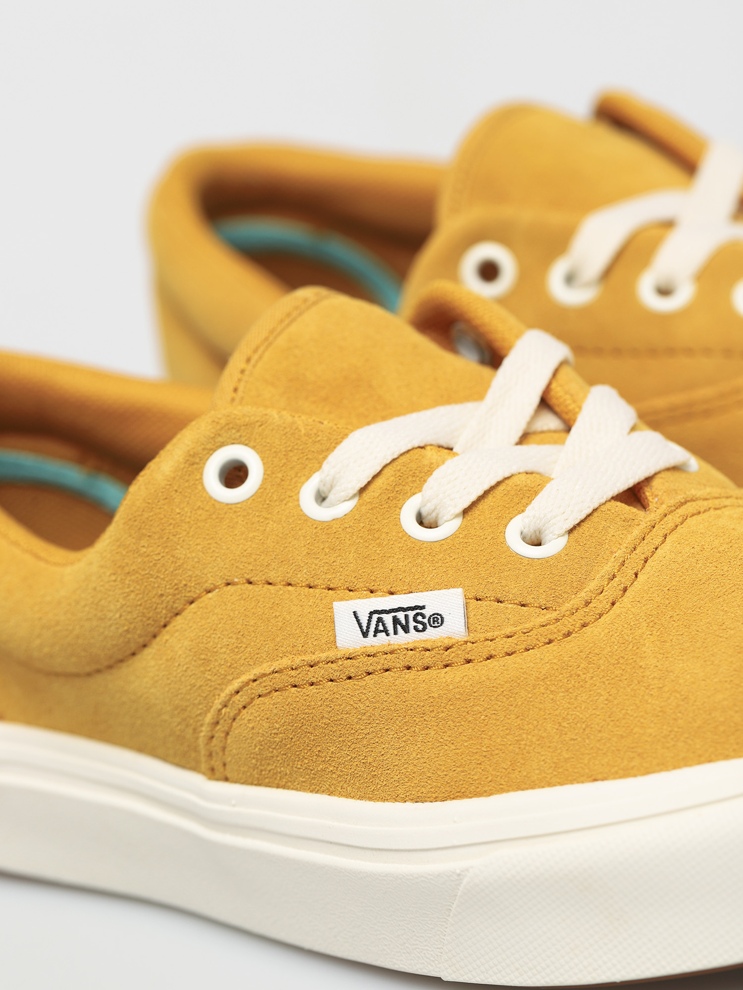 Buty Vans Comfycush Era (freshman/honeygoldmshmlw)