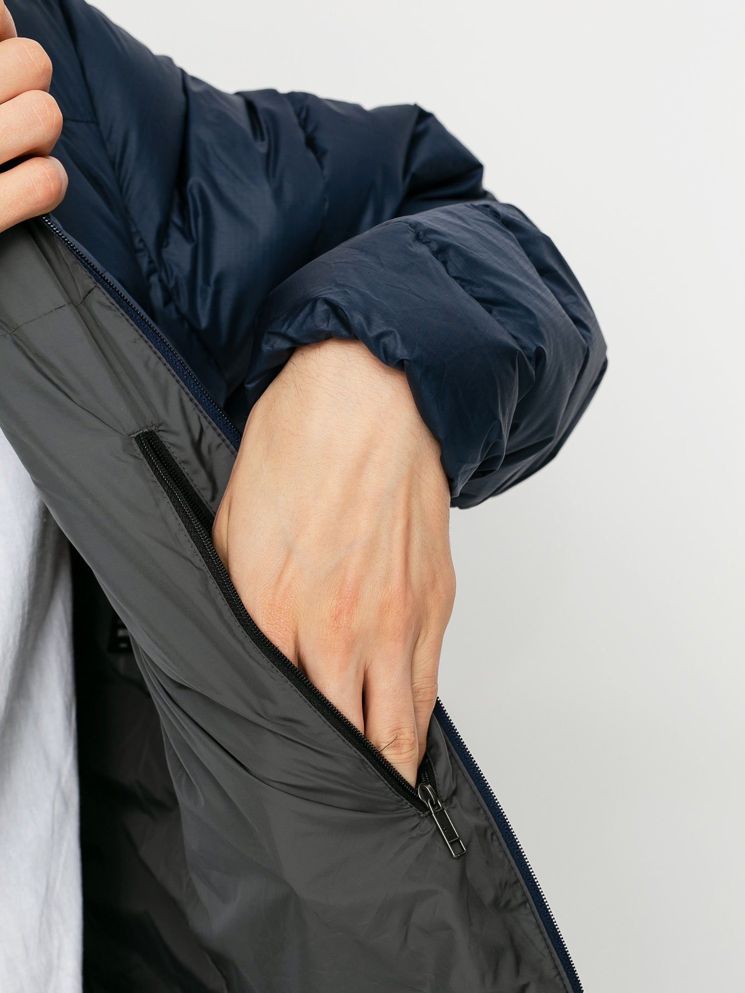 Kurtka Patagonia Hi Loft Down (navy blue)