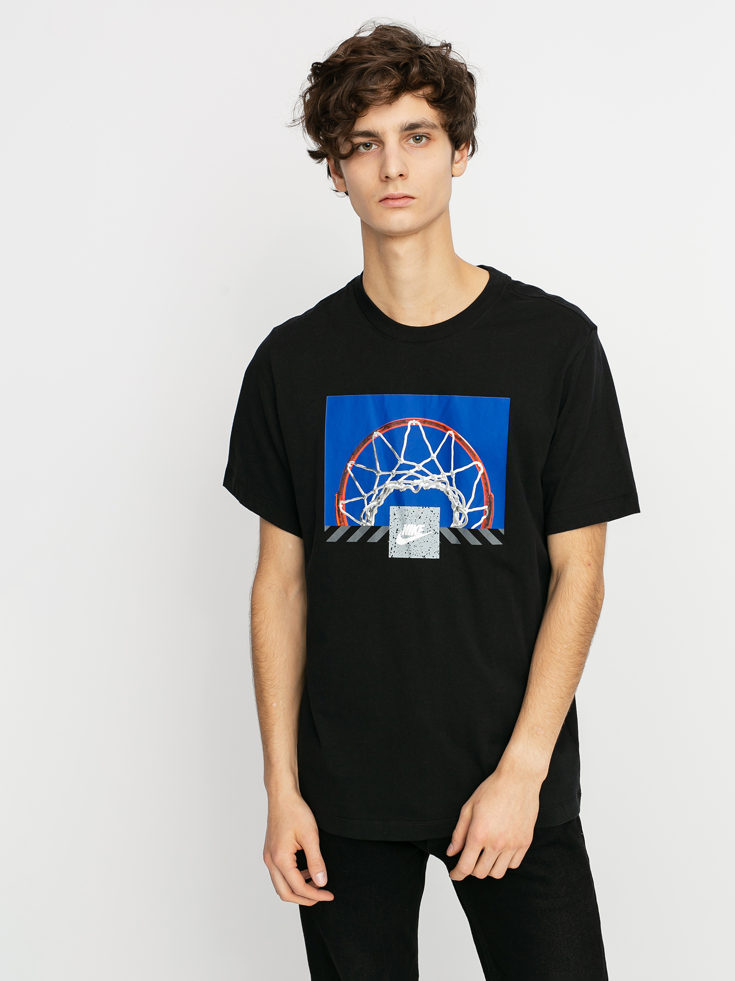 T-shirt Nike Sportswear Basket (black)