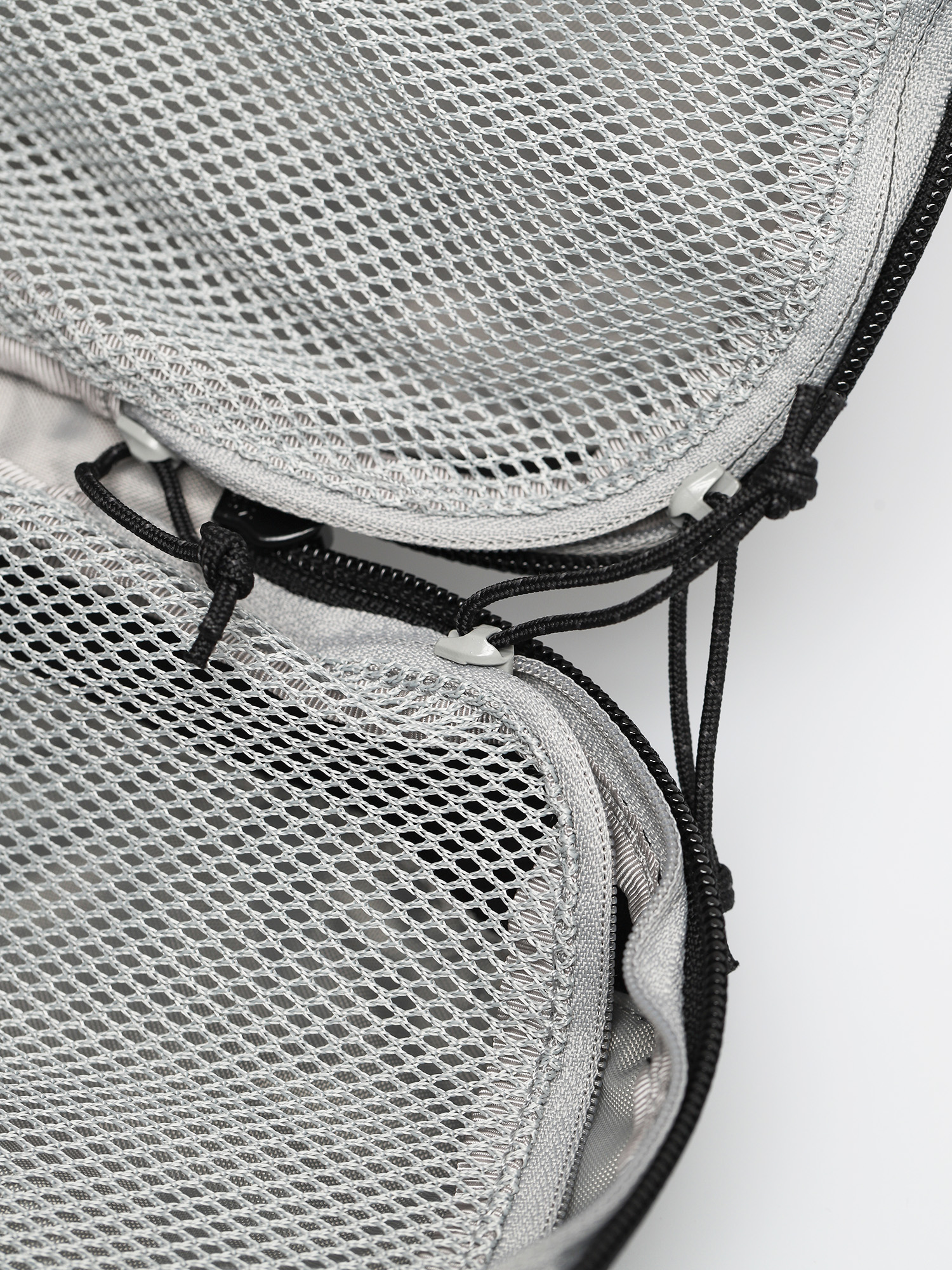 Kosmetyczka Patagonia Black Hole Cube Medium (black)